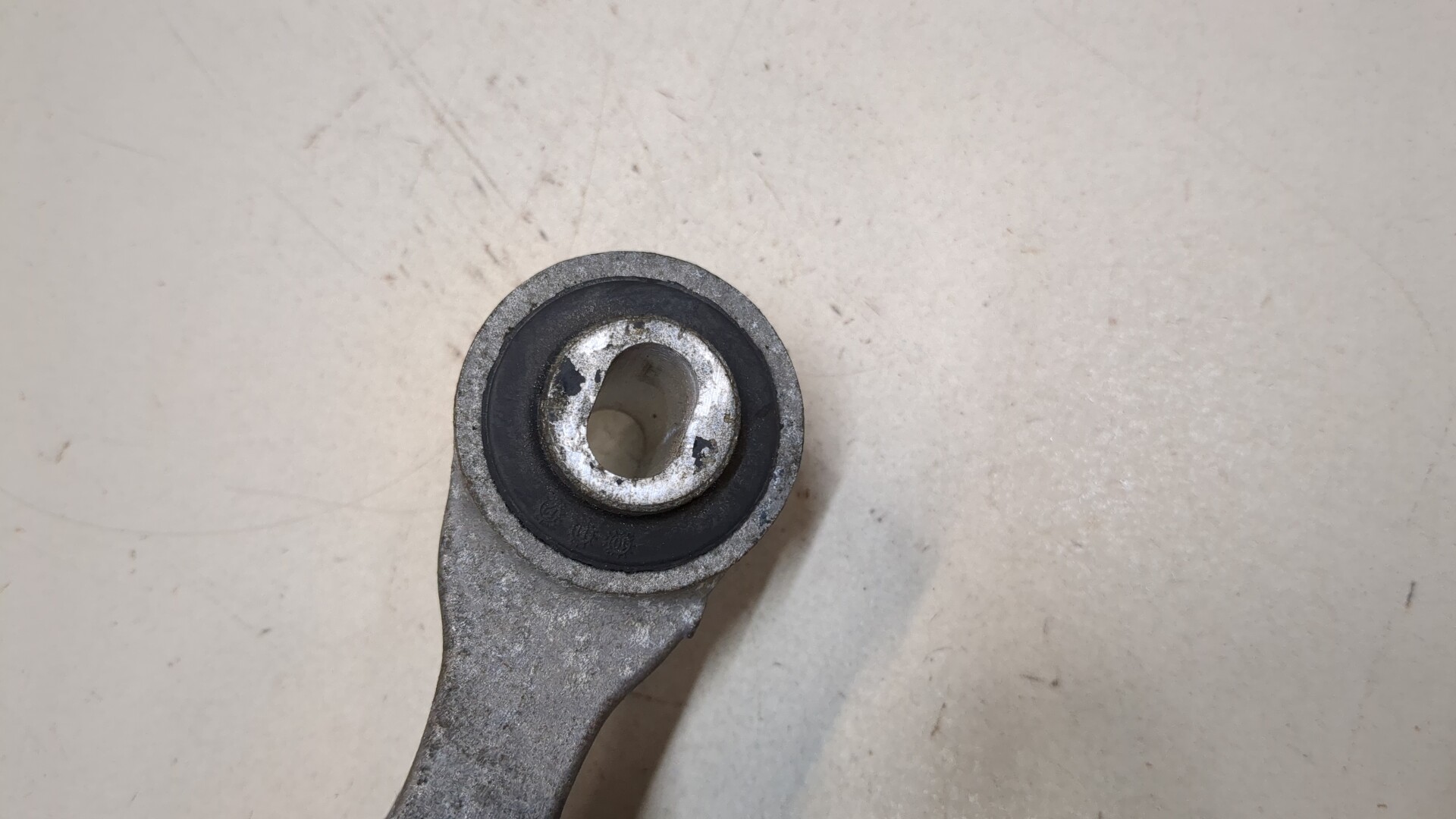 Опора двигателя