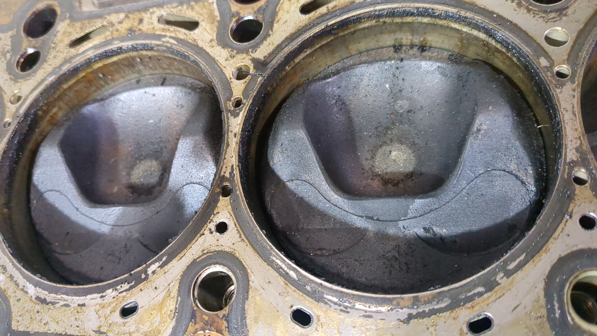 Блок двигателя