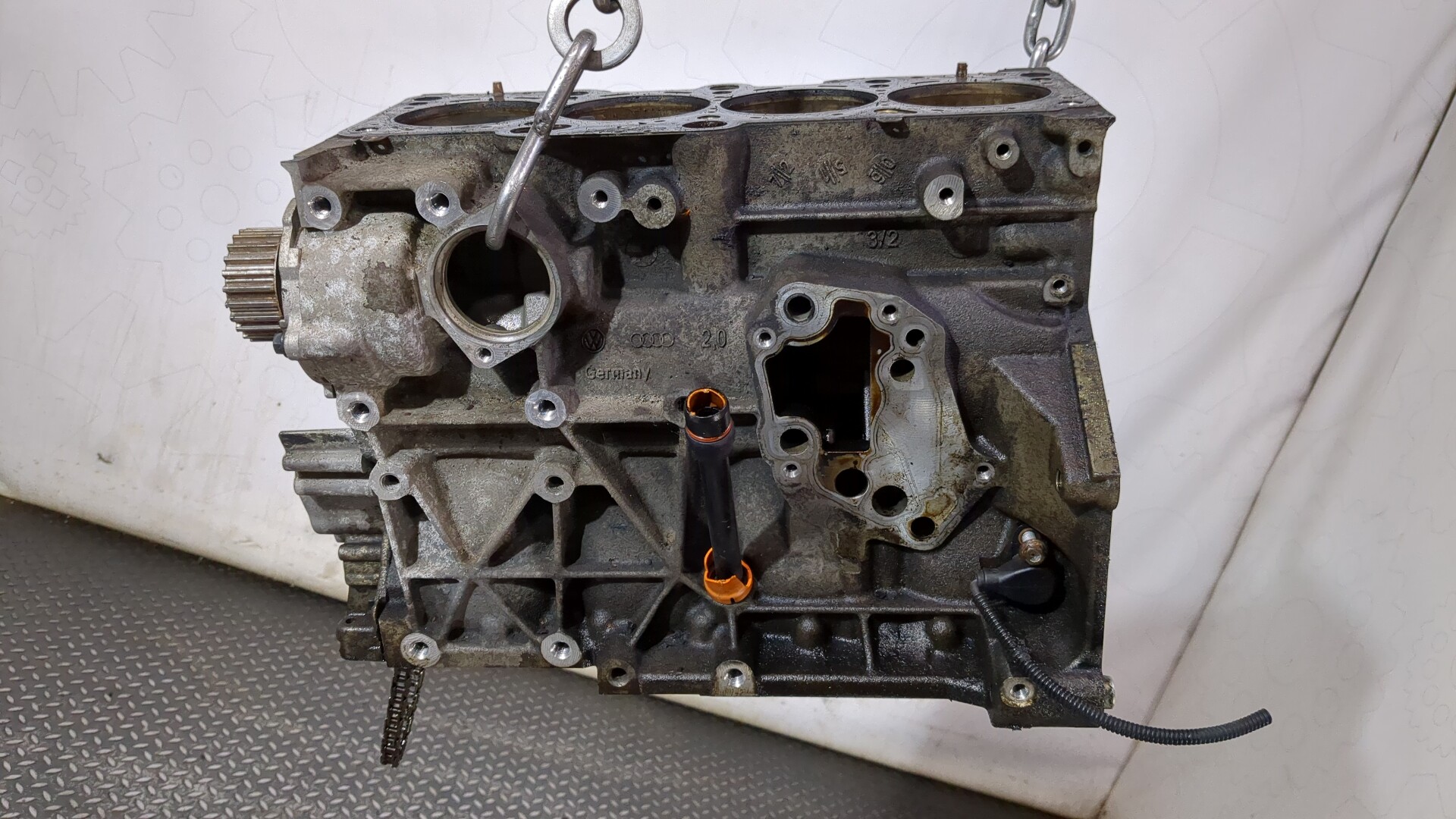 Блок двигателя