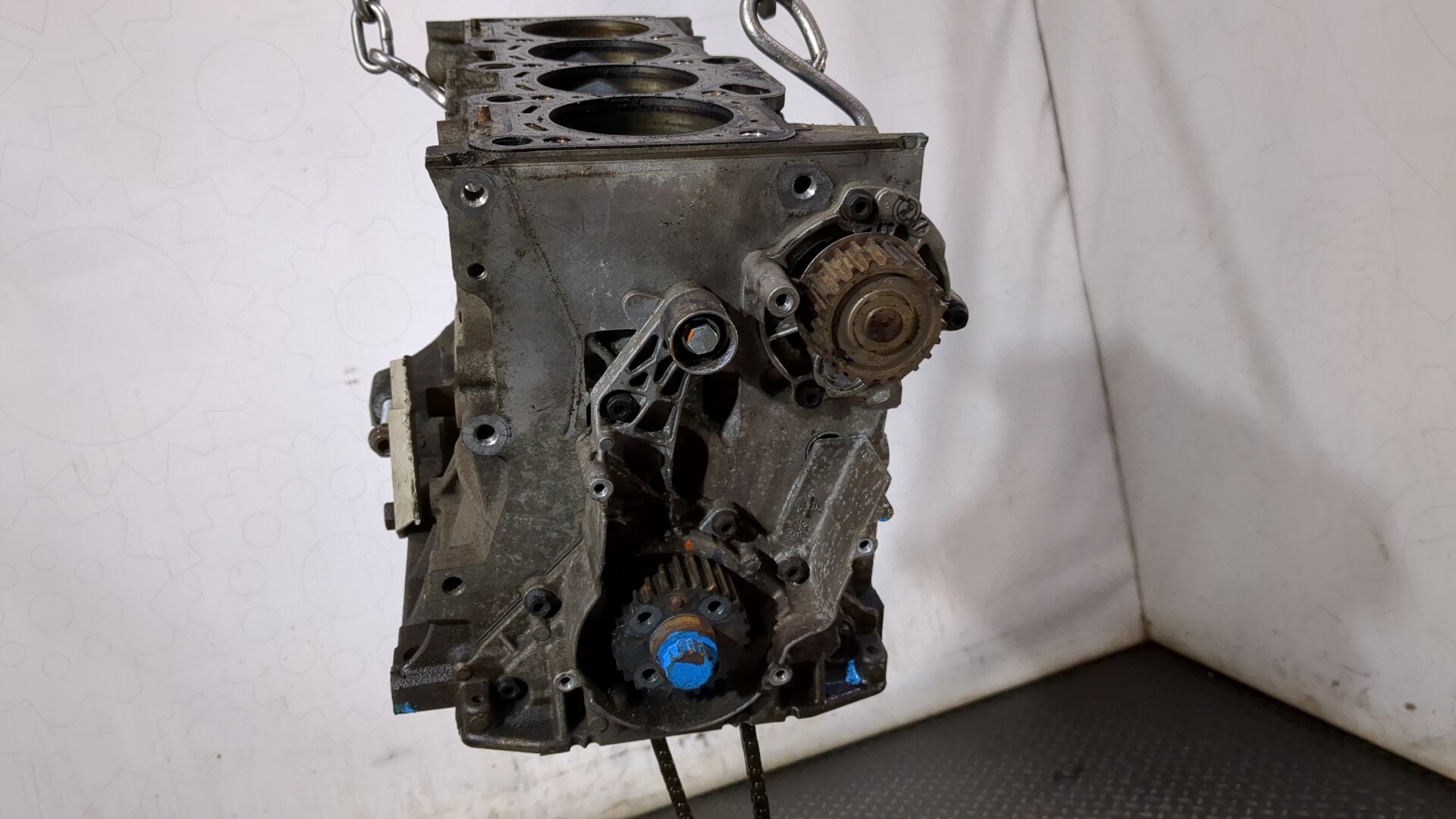 Блок двигателя