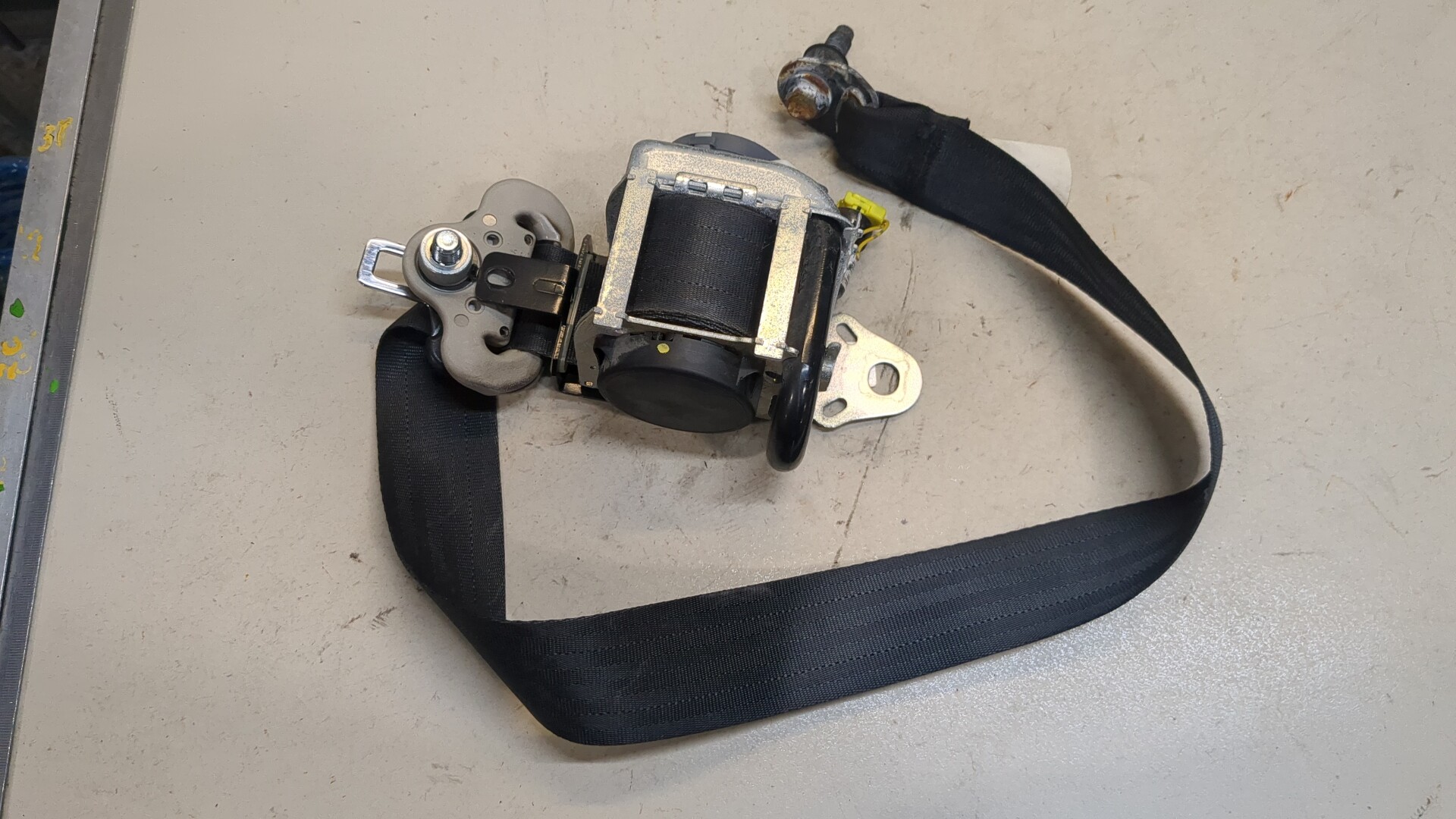 Ремень безопасности