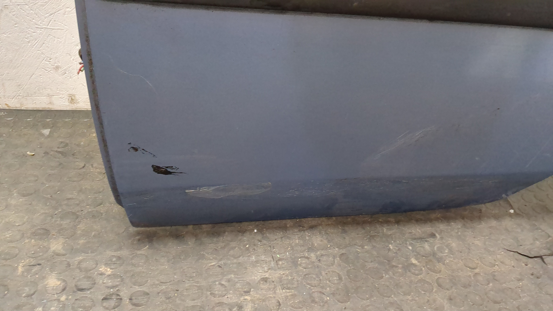 Дверь задняя левая