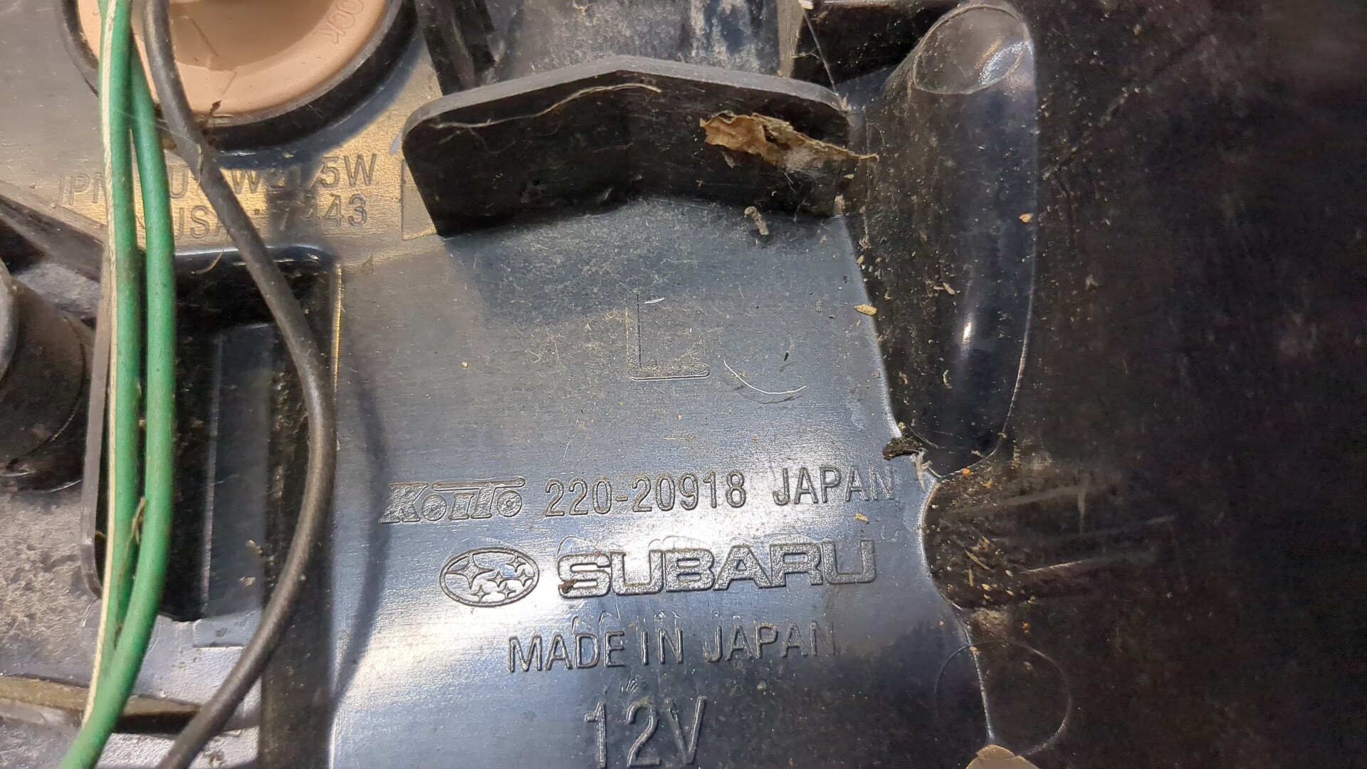 Фонарь задний левый