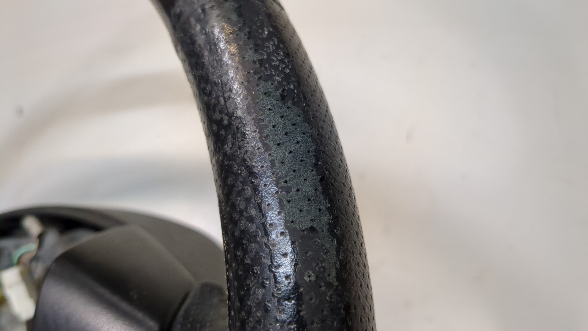 Рулевое колесо (руль)