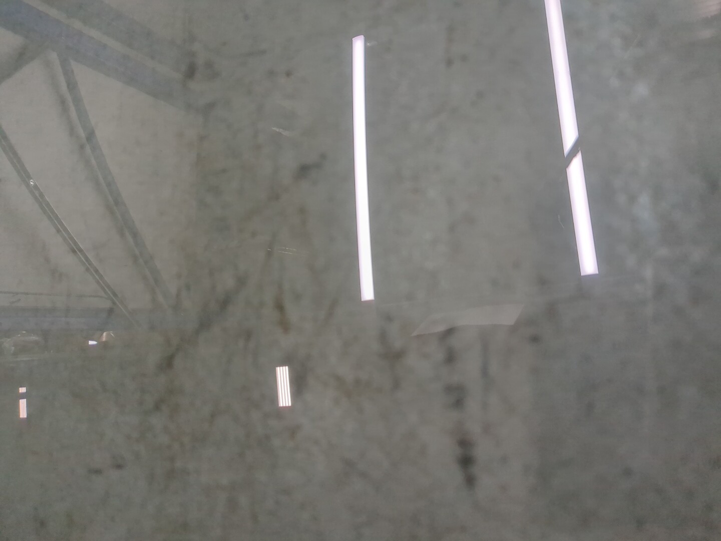 Стекло двери передней правой