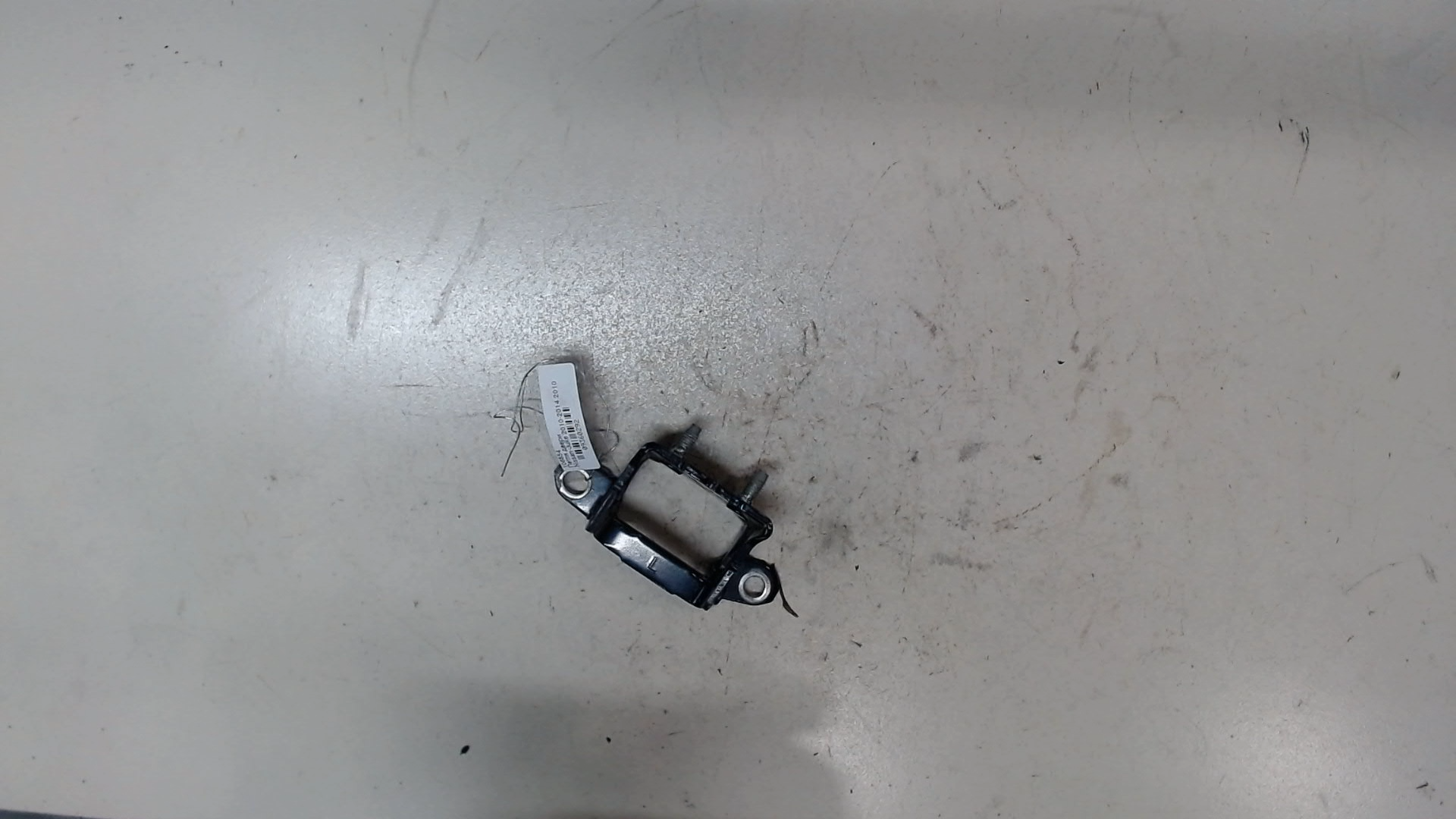 Петля двери