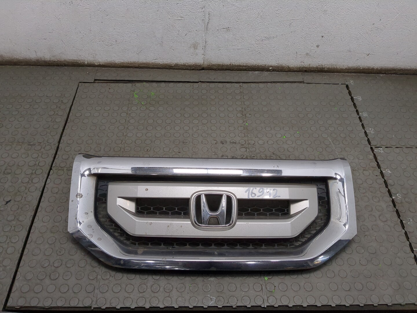 Решетка радиатора