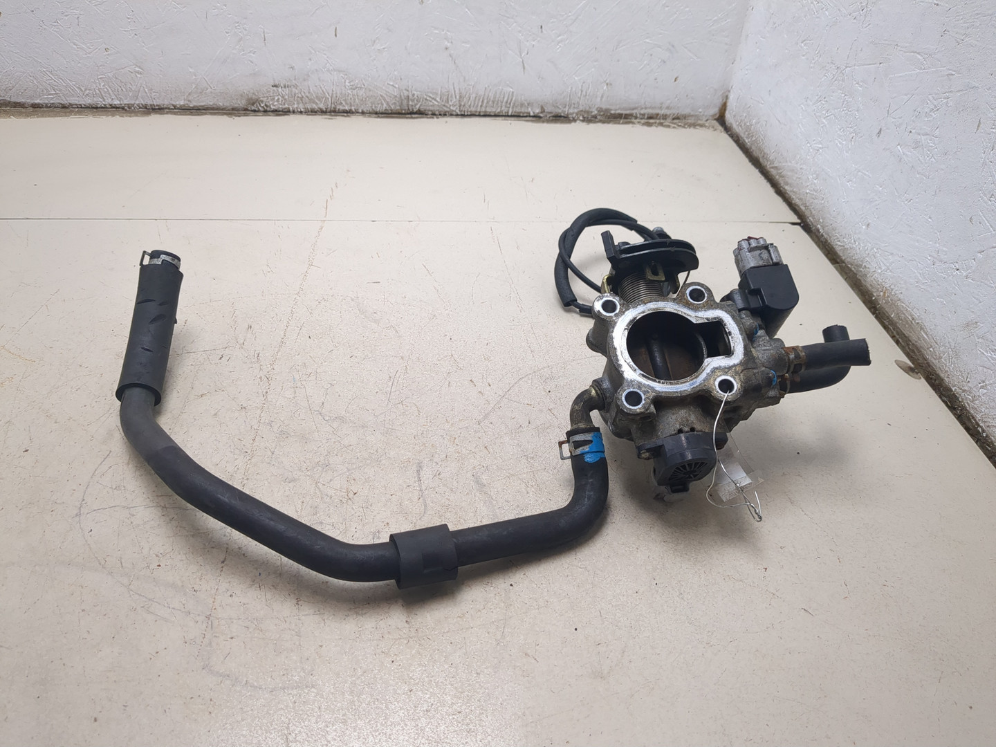 Заслонка дроссельная электрическая