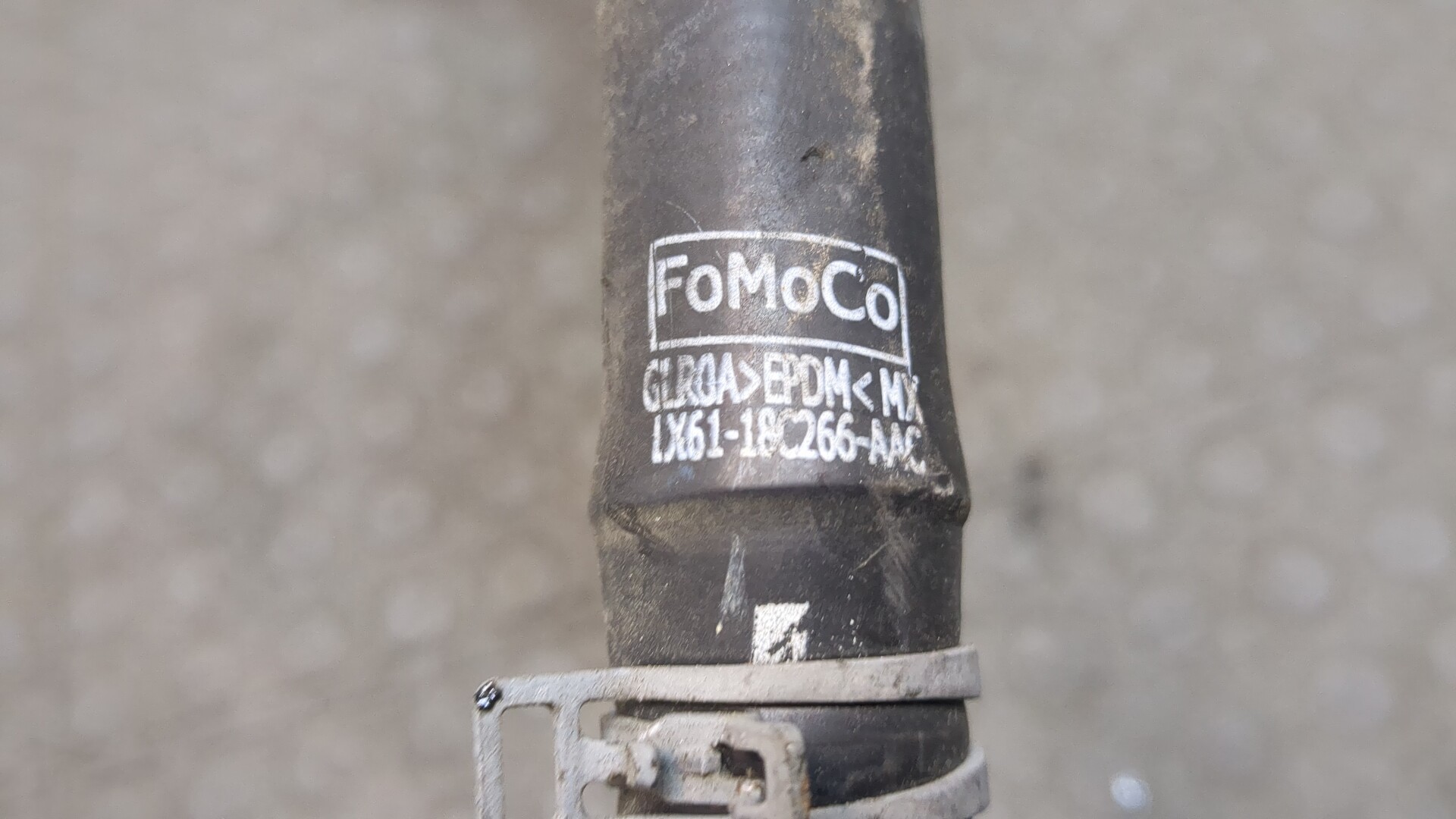 Шланг системы охлаждения
