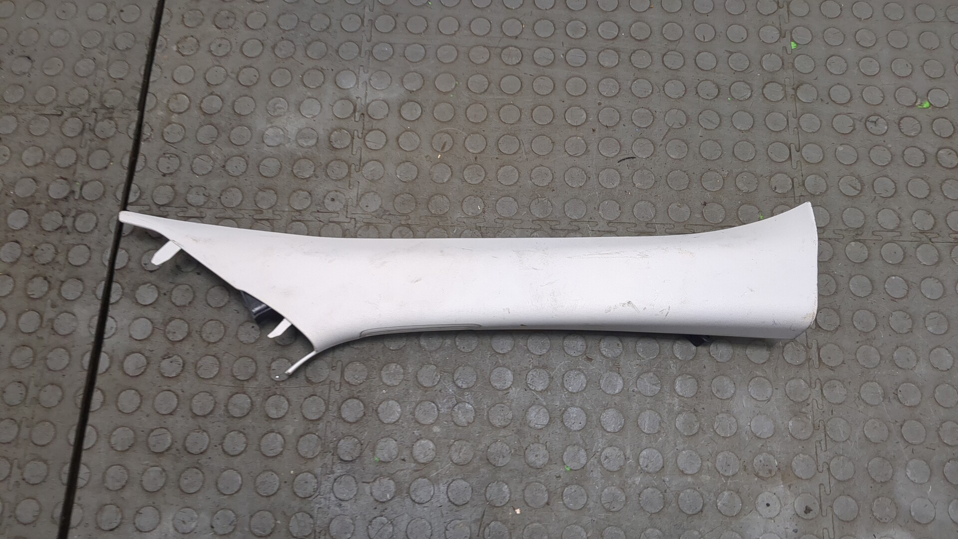 Обшивка стойки