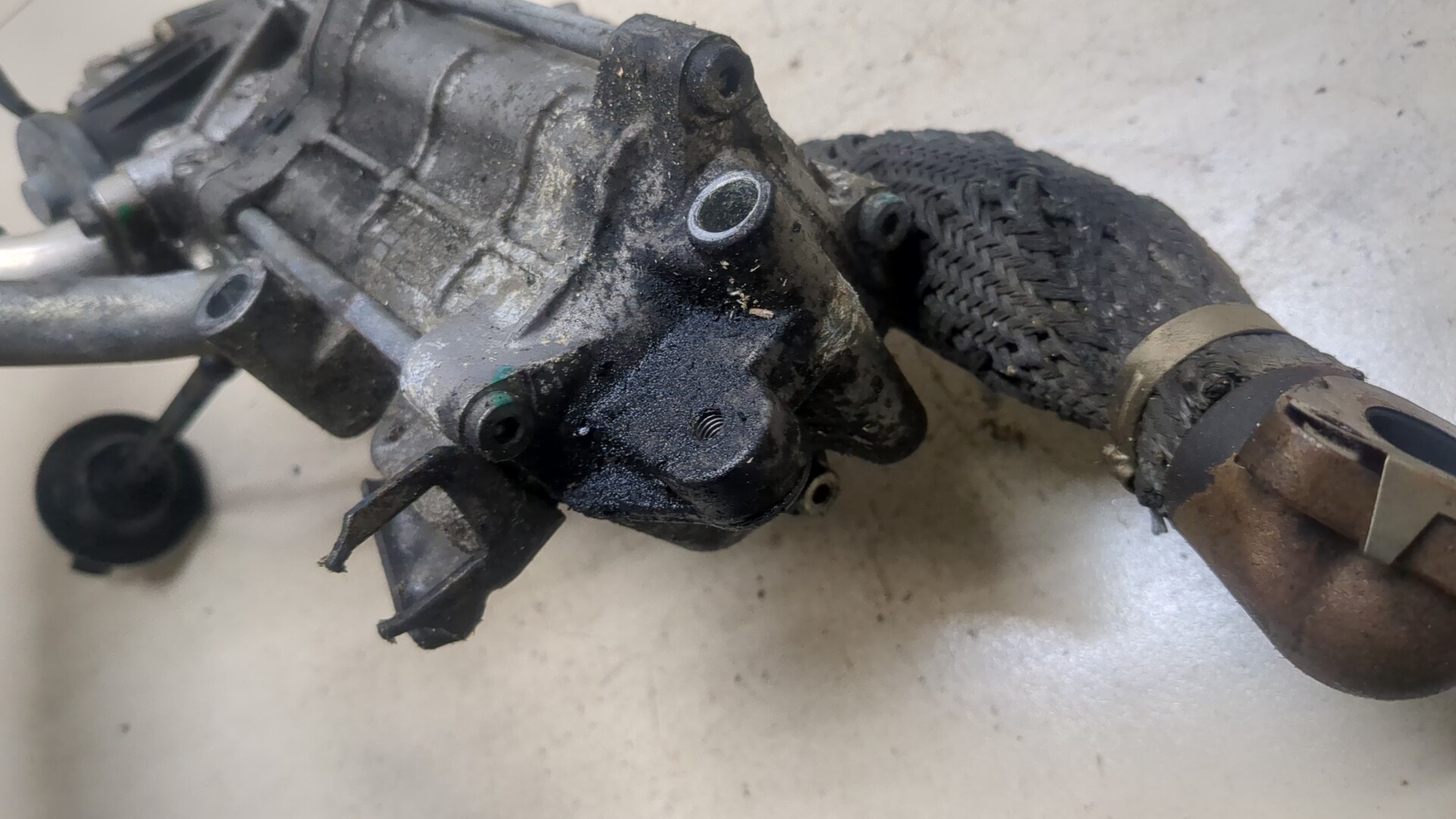 Клапан рециркуляции выхлопных газов (EGR)