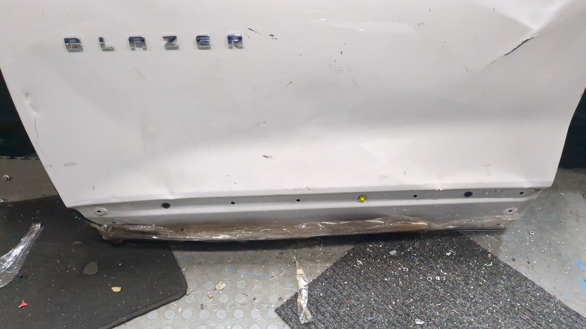 Дверь передняя левая