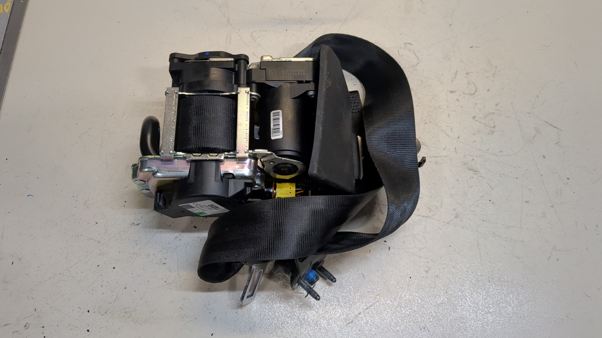 Ремень безопасности