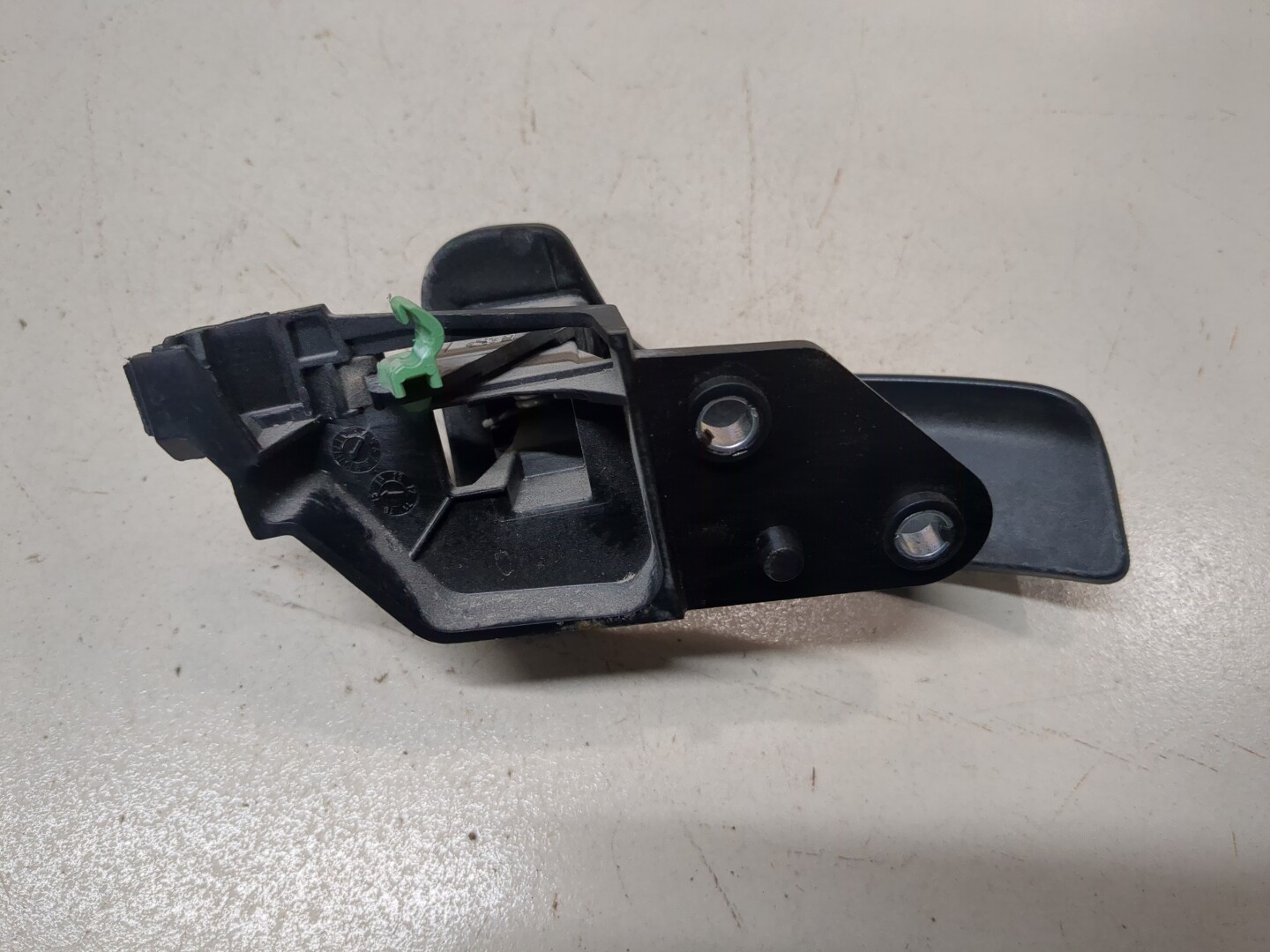 Ручка двери передней внутренняя правая