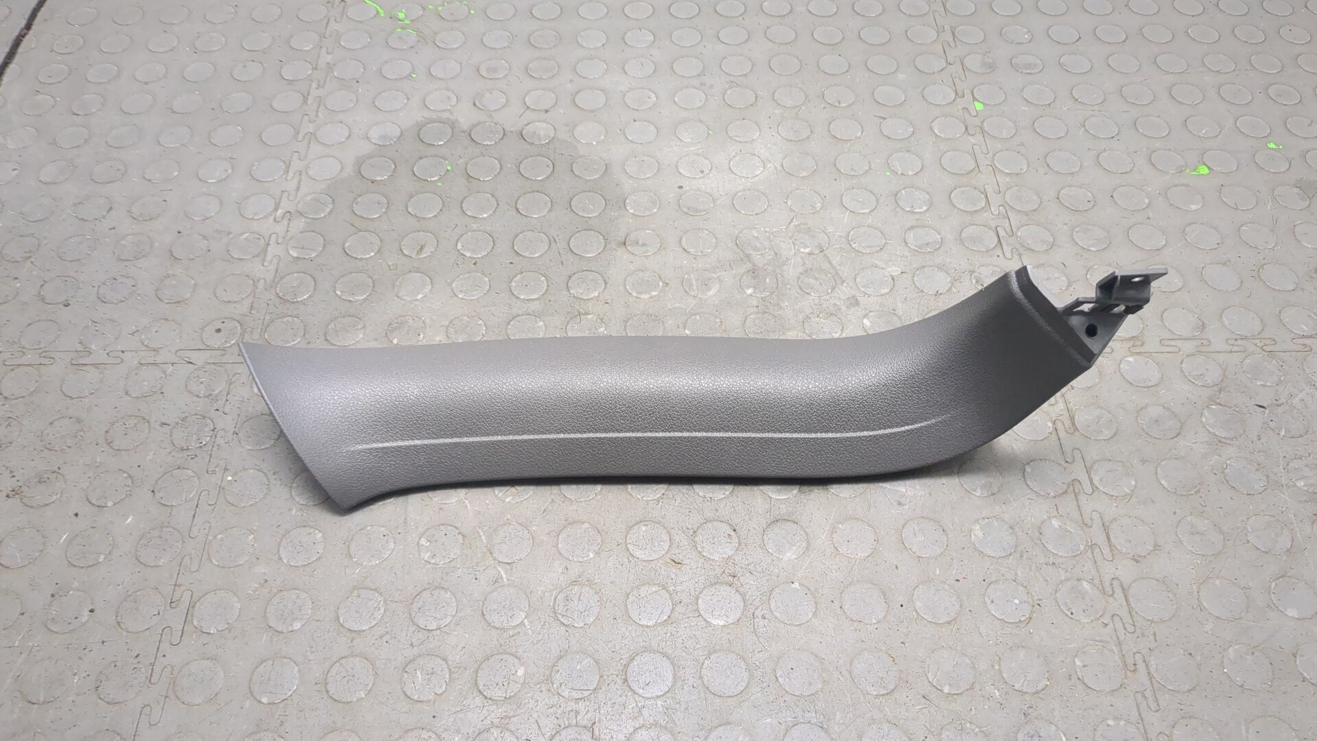 Обшивка багажника