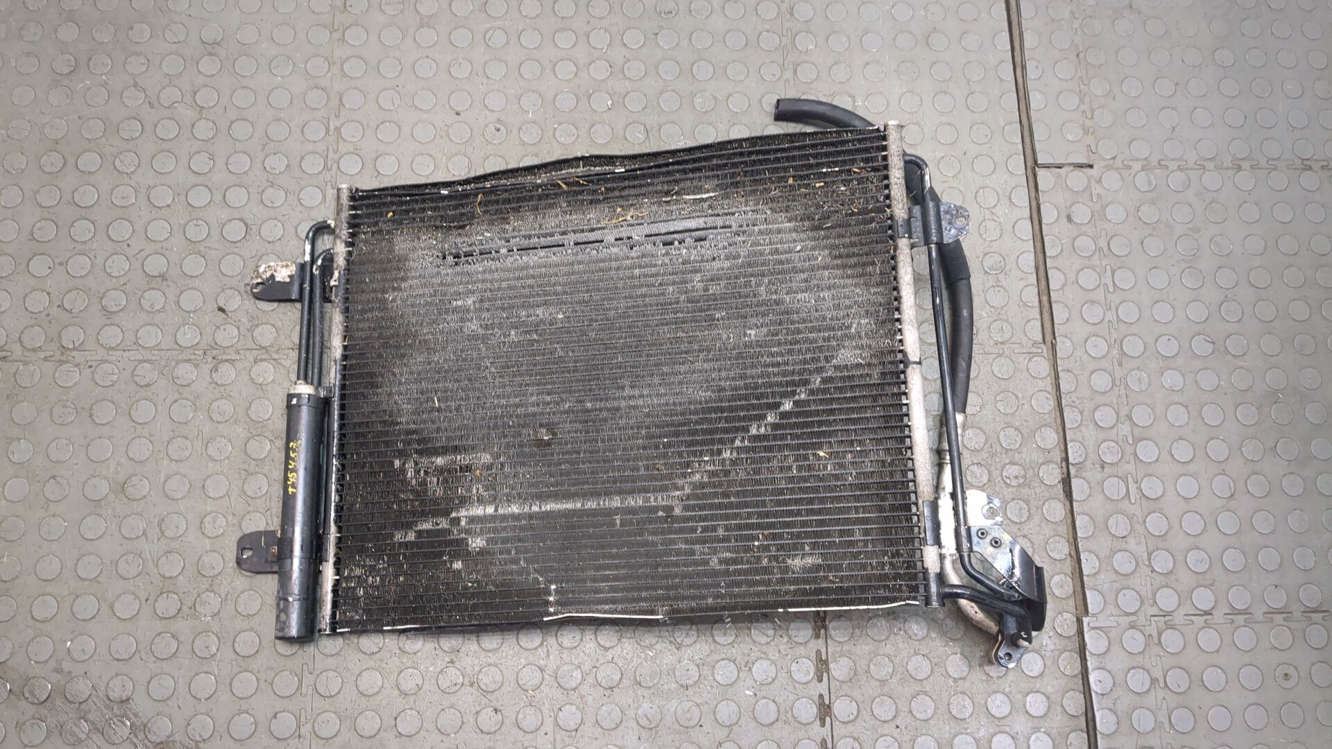 Радиатор кондиционера / конденсер