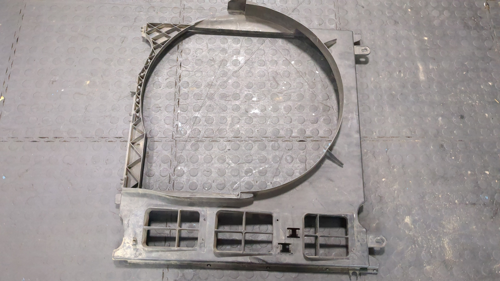 Диффузор вентилятора