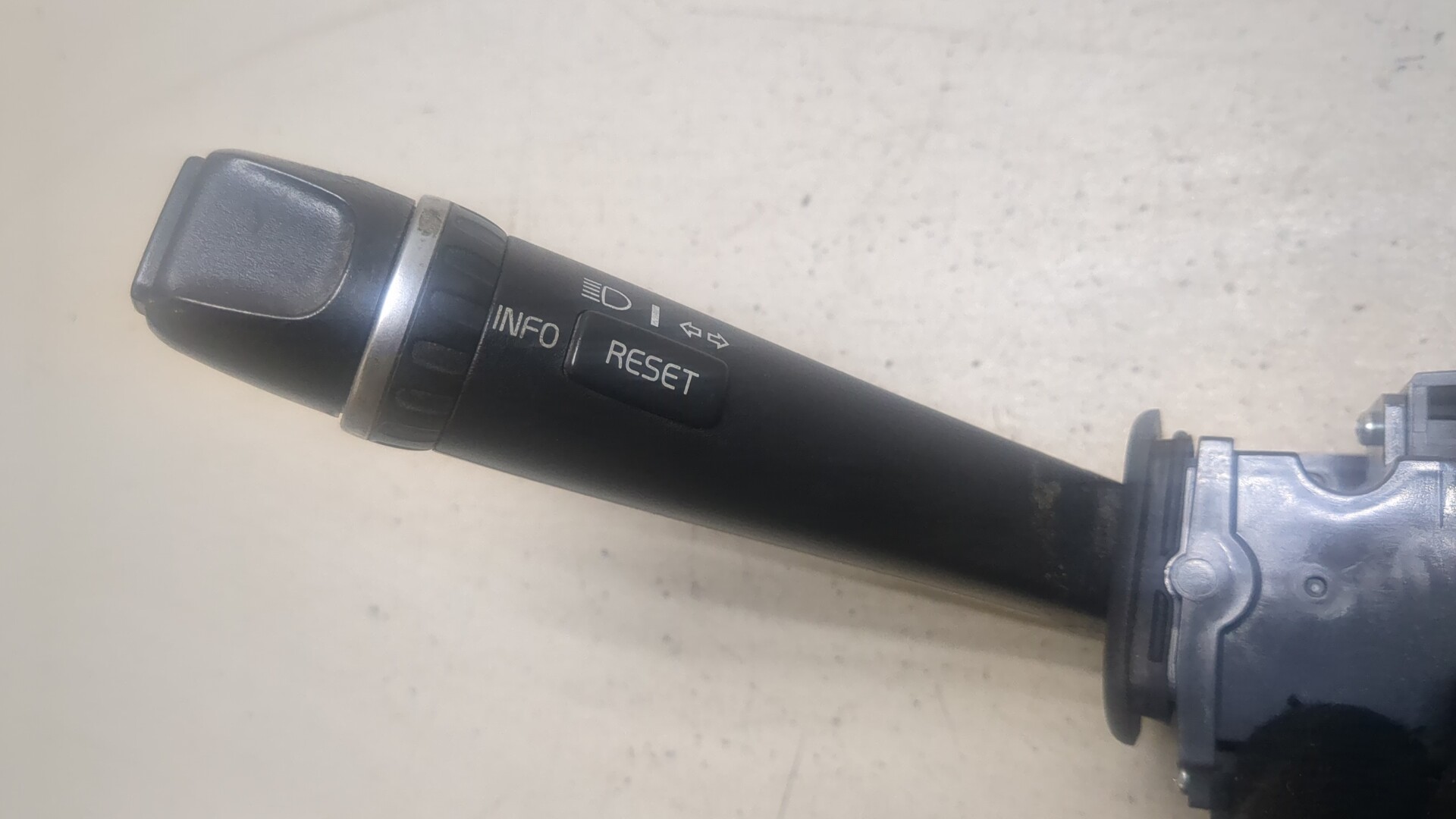 Переключатель подрулевой