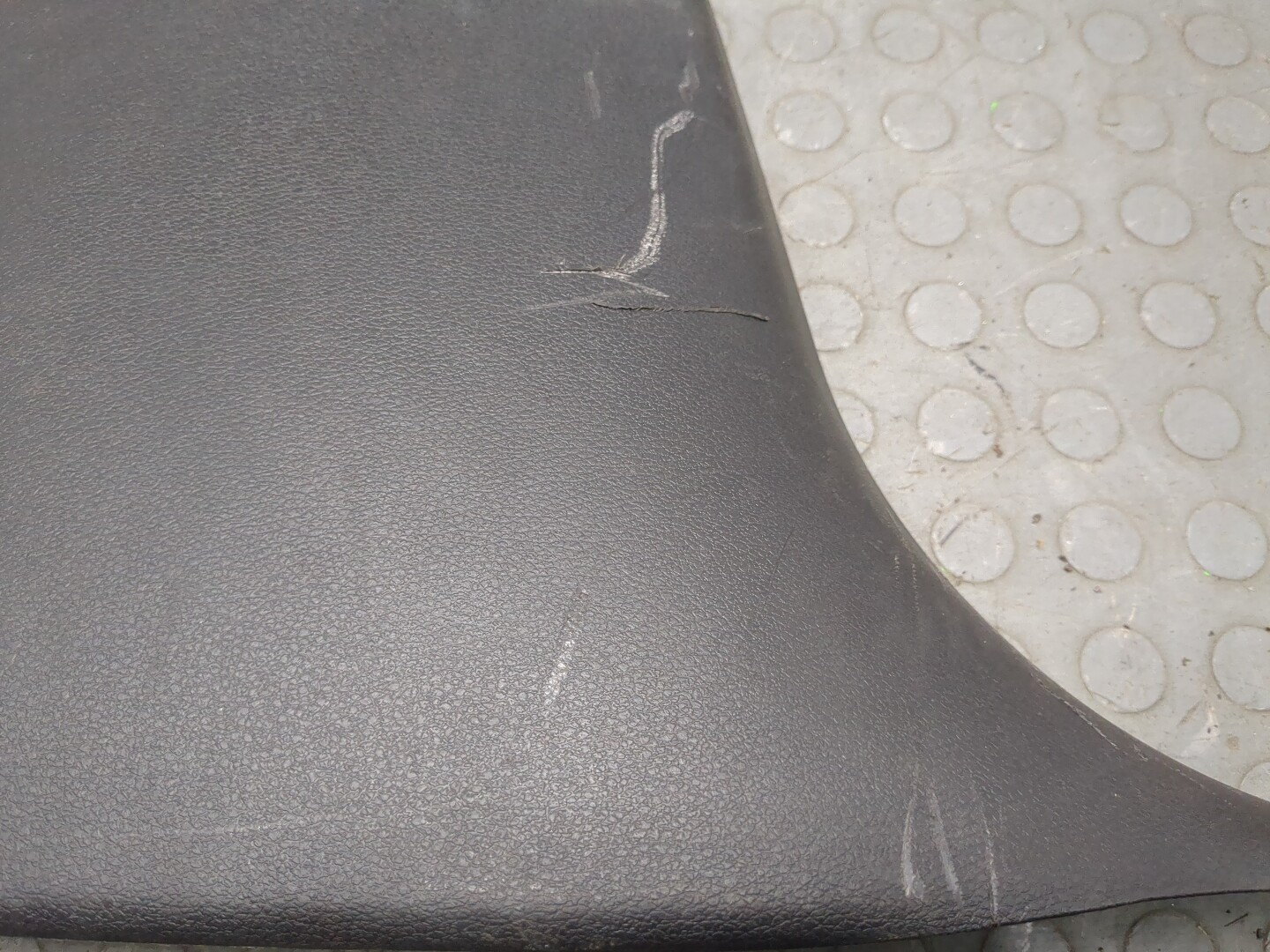 Обшивка стойки