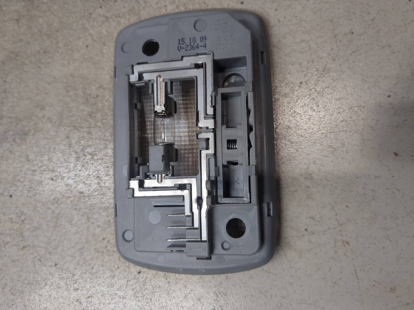 Плафон салонный