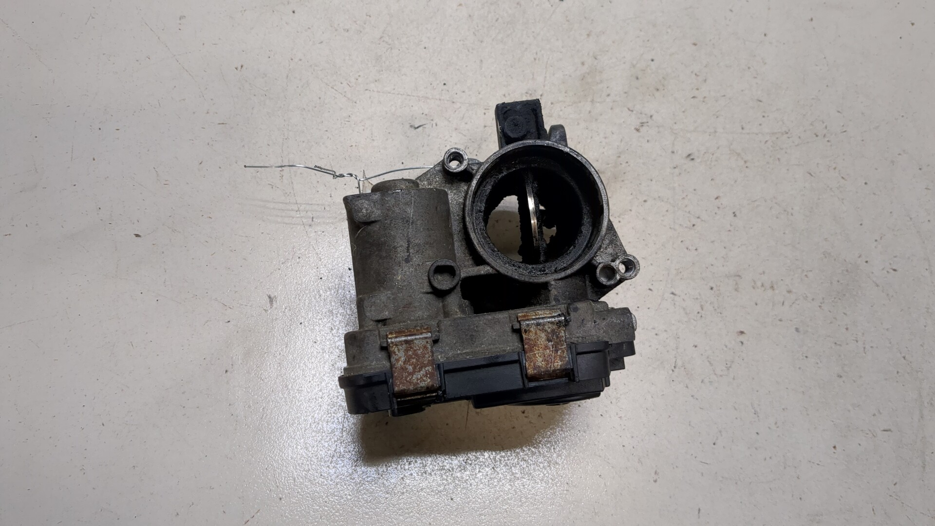 Заслонка дроссельная электрическая