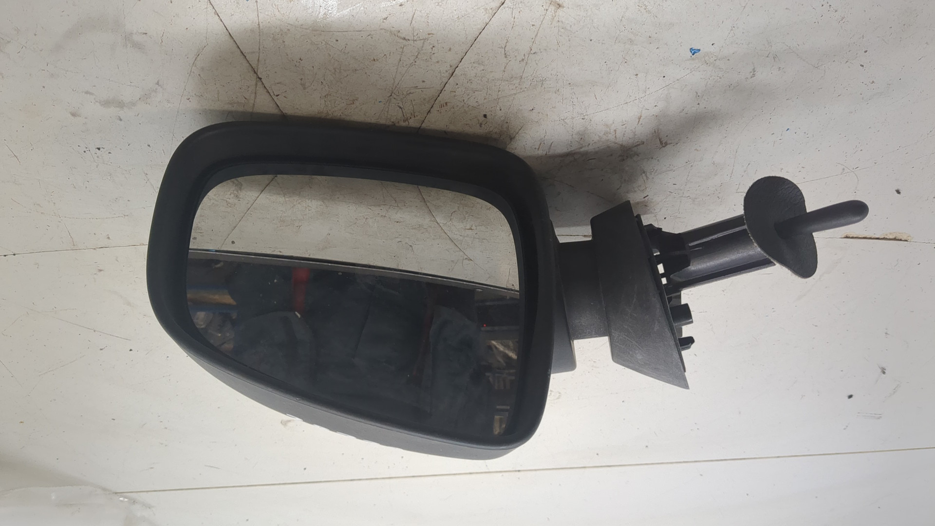 Зеркало правое электрическое