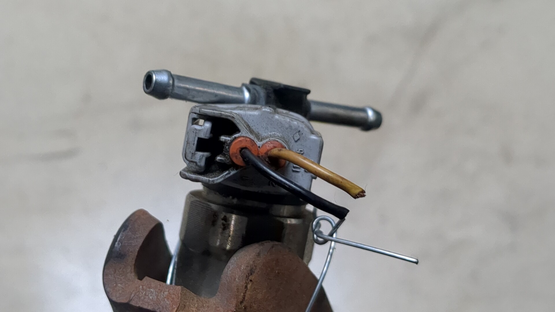 Форсунка дизельная электрическая