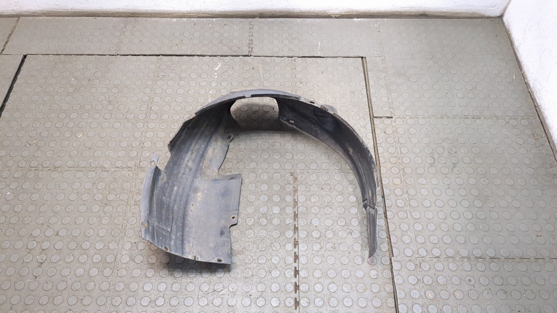 Локер передний левый