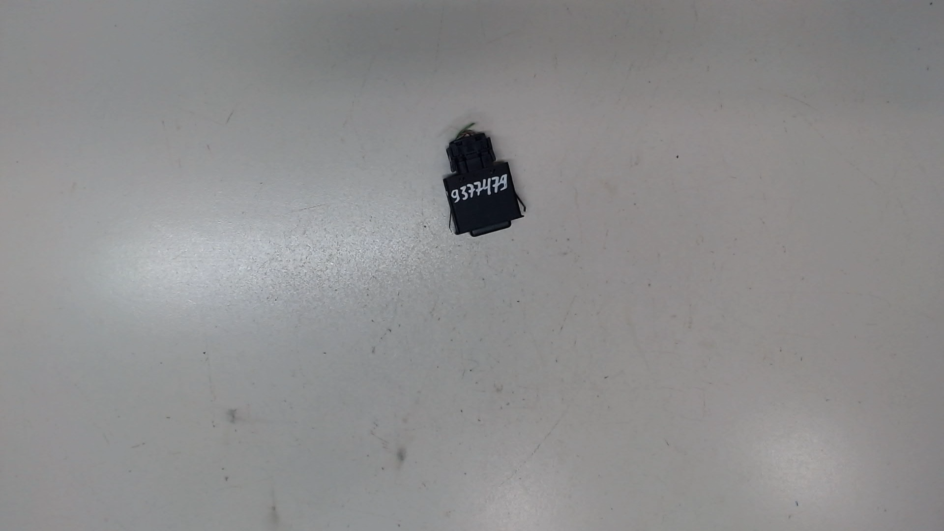 Кнопка обогрева переднего и заднего стекла