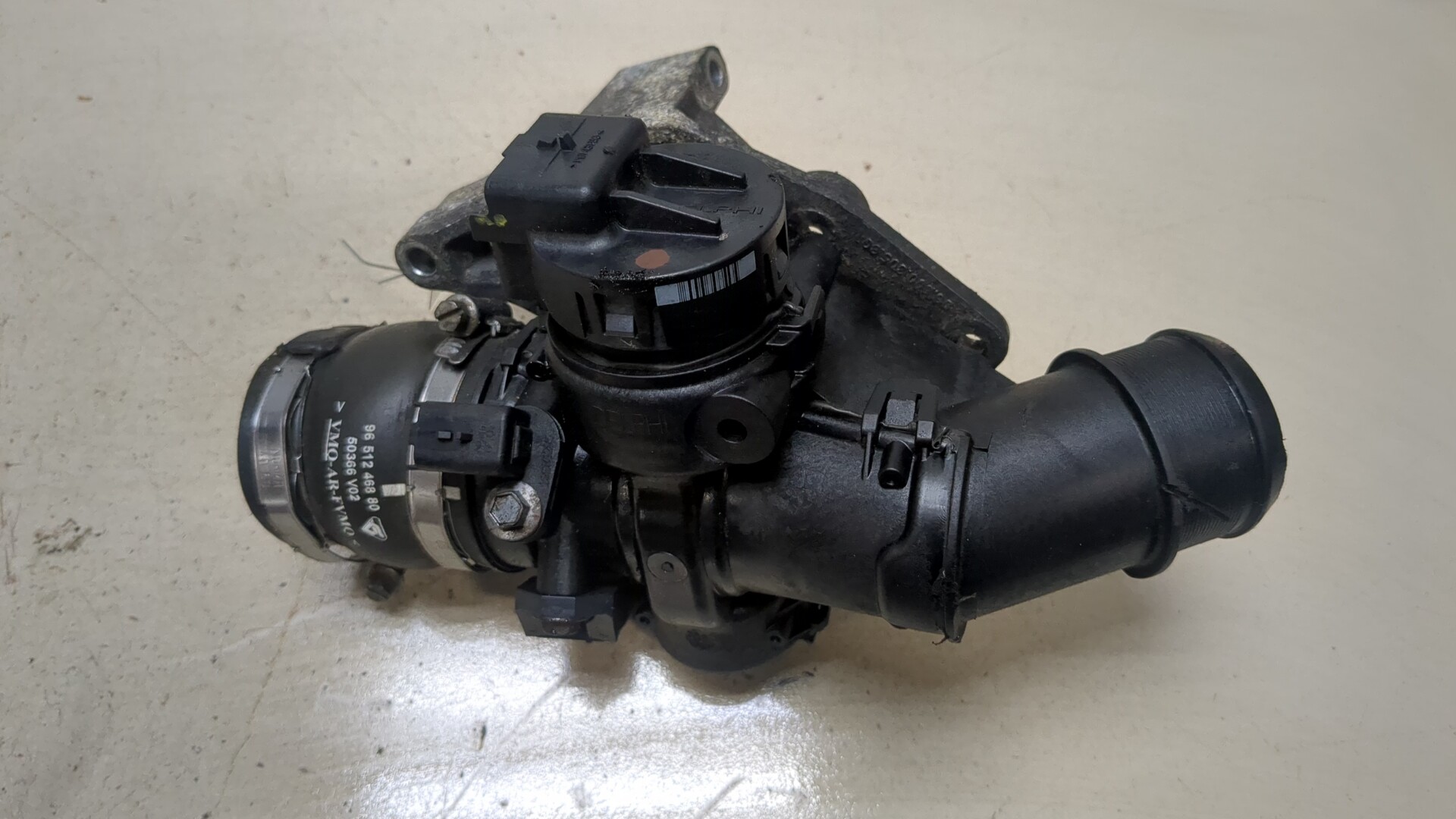 Заслонка дроссельная электрическая