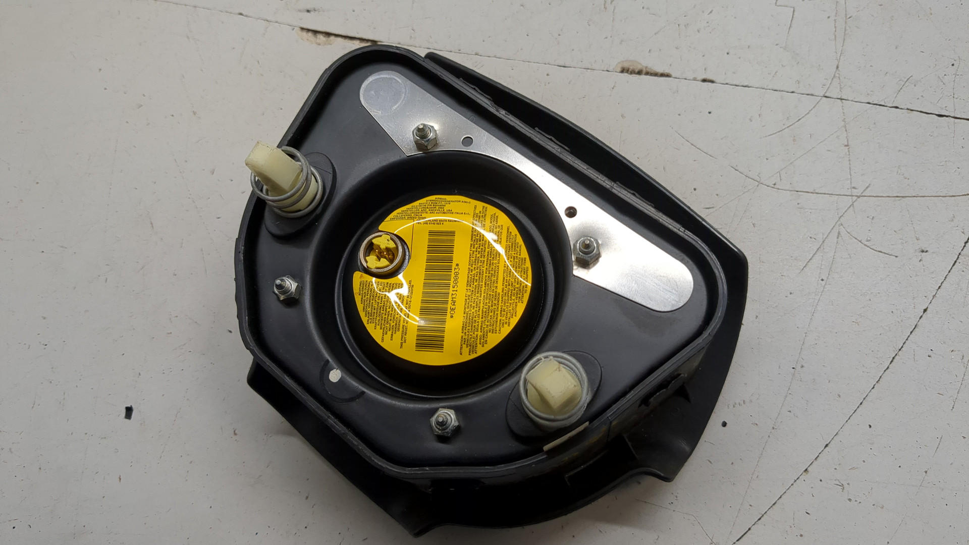 Подушка безопасности в рулевое колесо