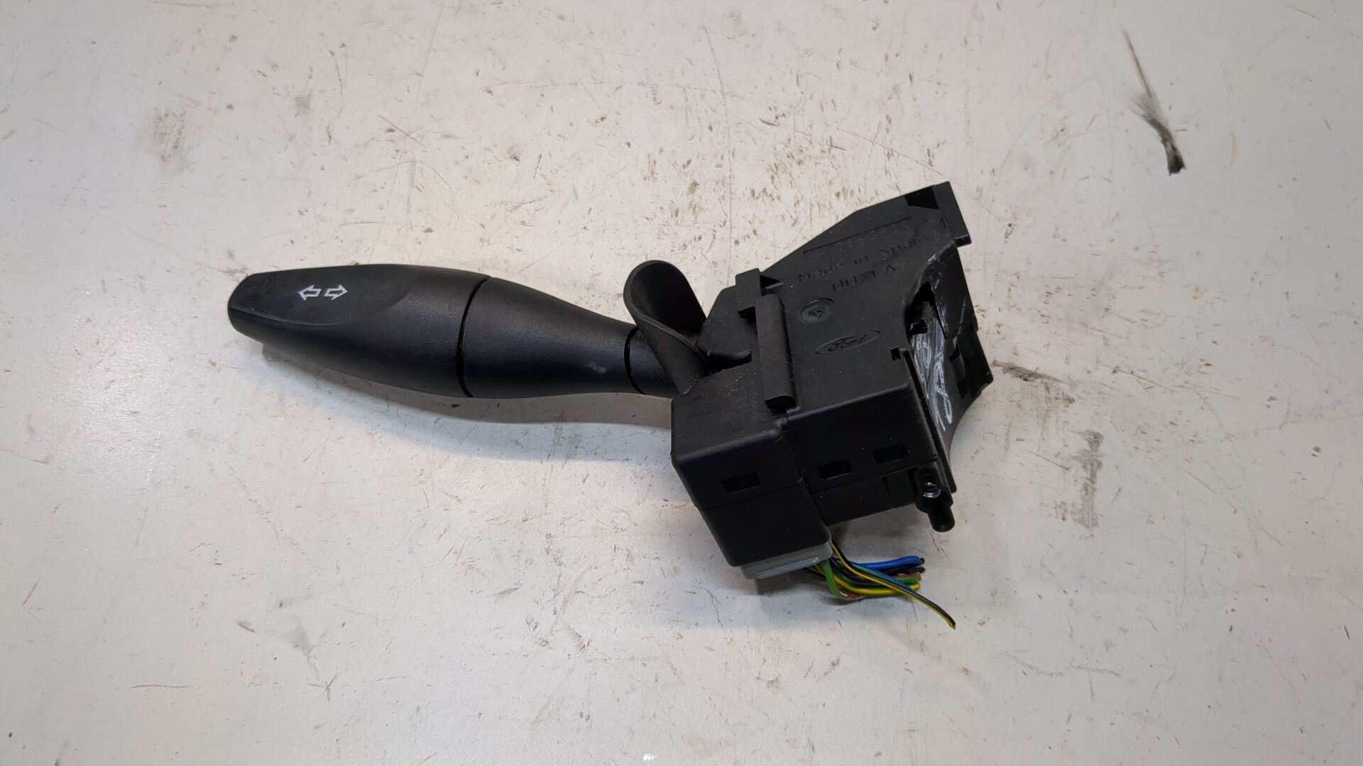 Переключатель поворотов подрулевой