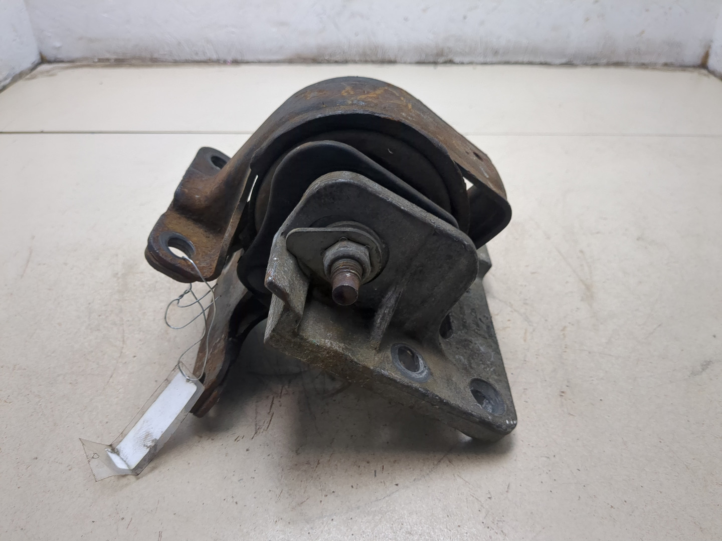 Опора двигателя