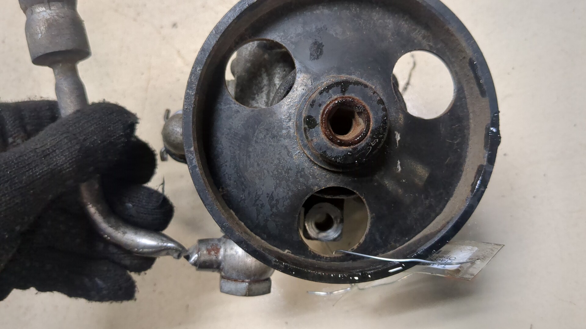 Насос ГУР (гидроусилитель руля)