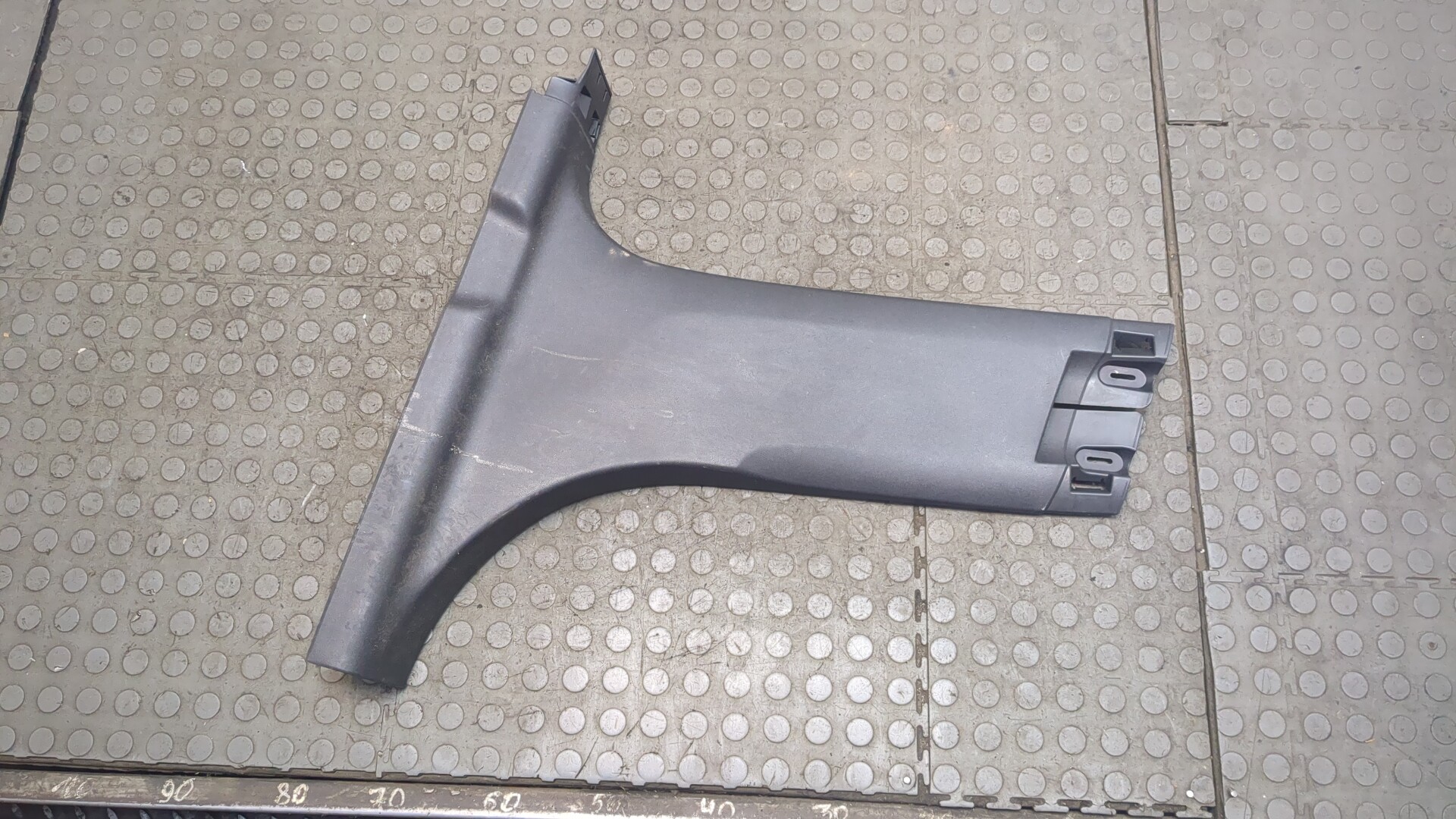 Обшивка стойки