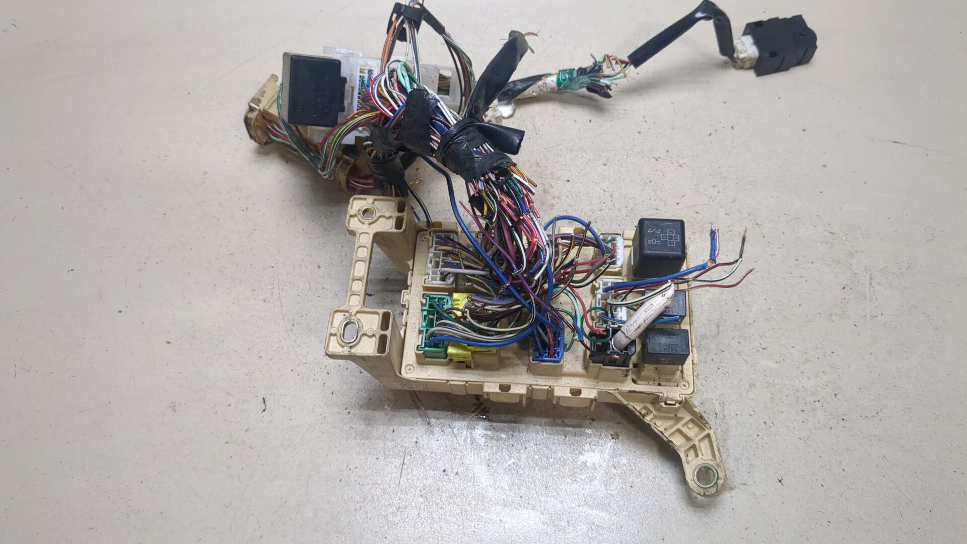 Блок предохранителей