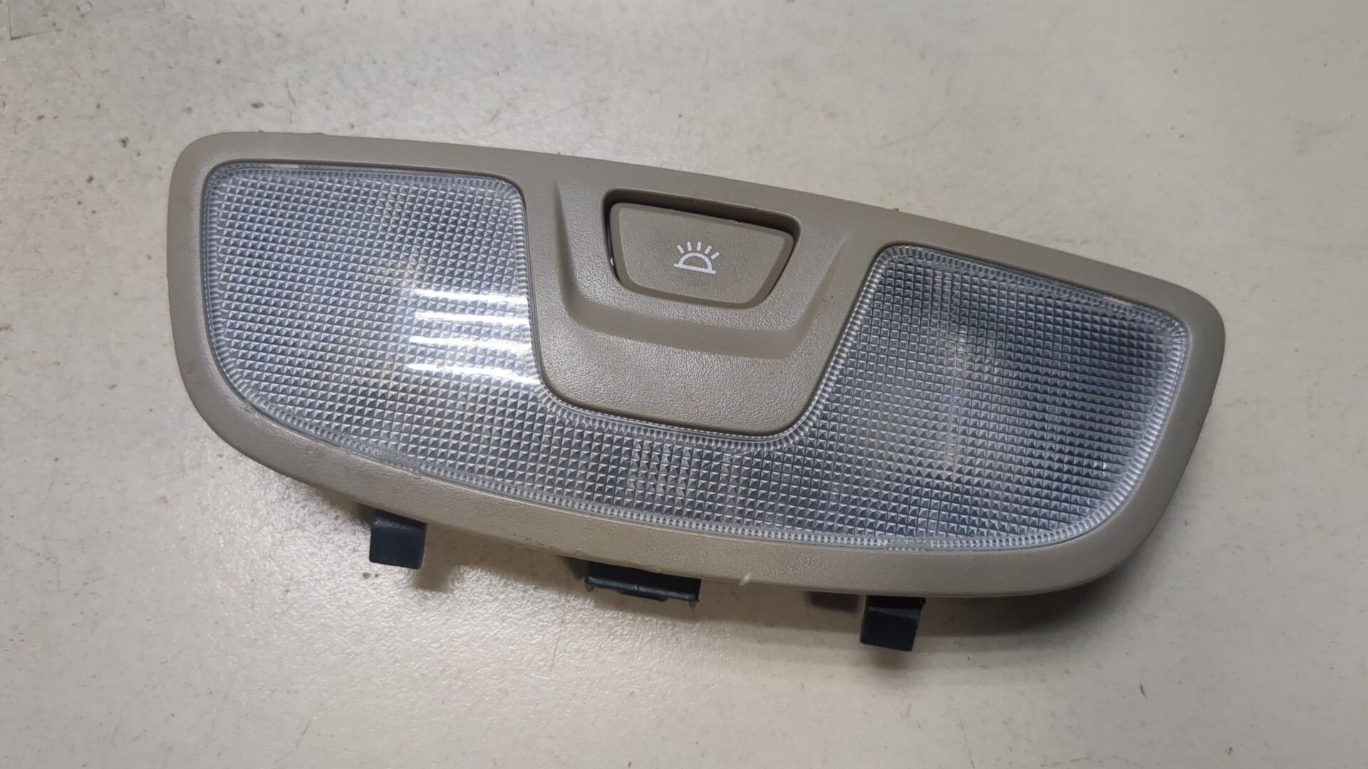 Плафон салонный