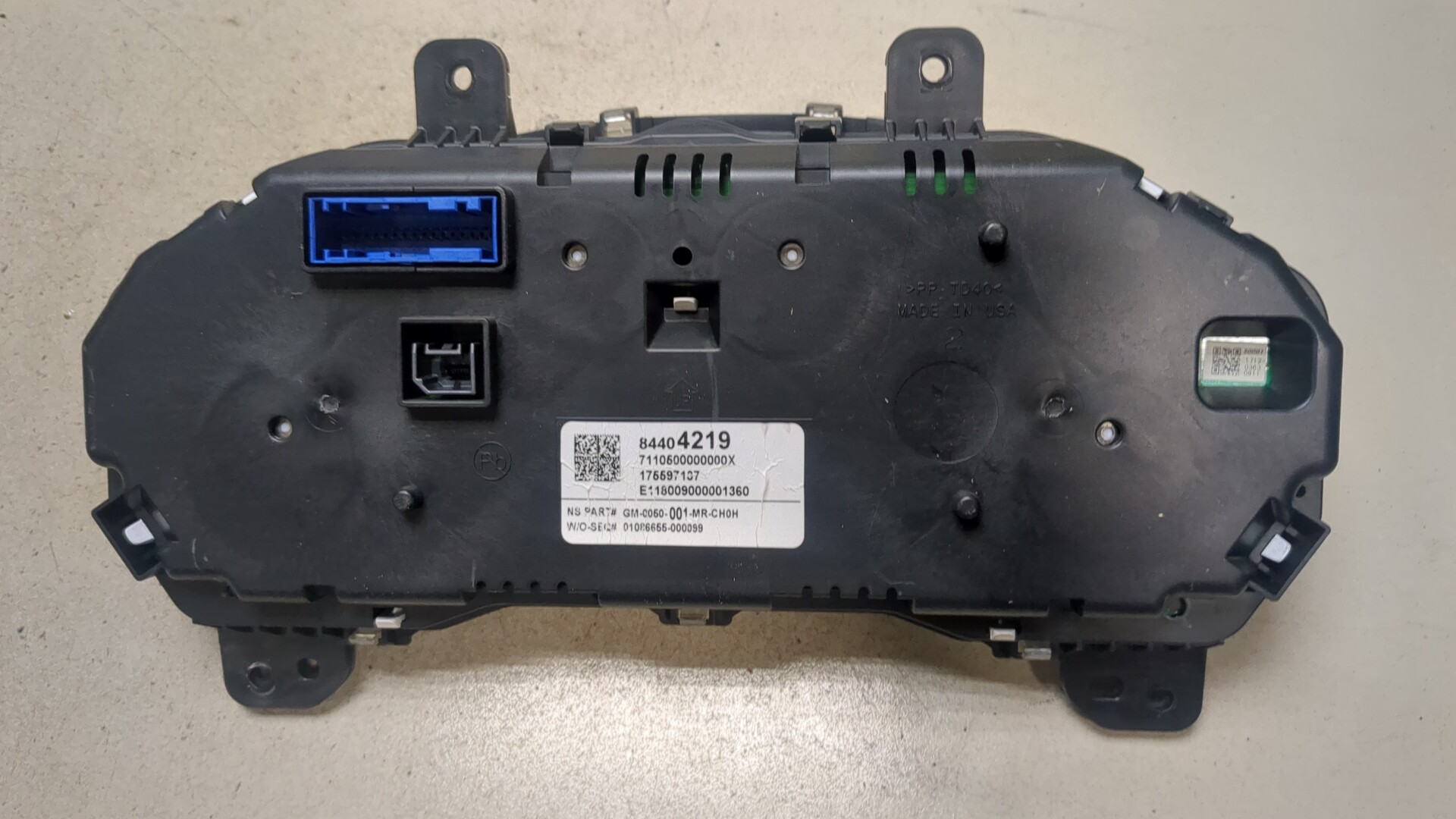 Панель приборов