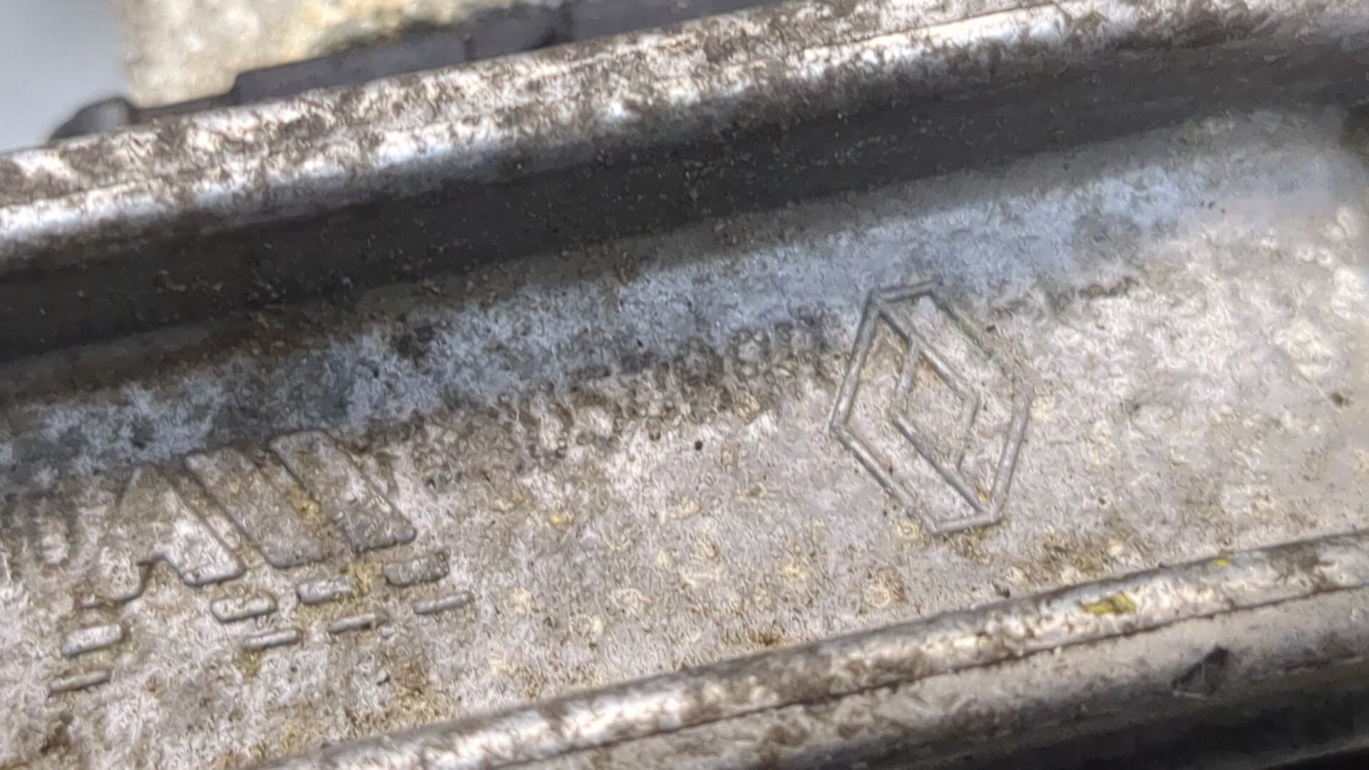 Опора двигателя