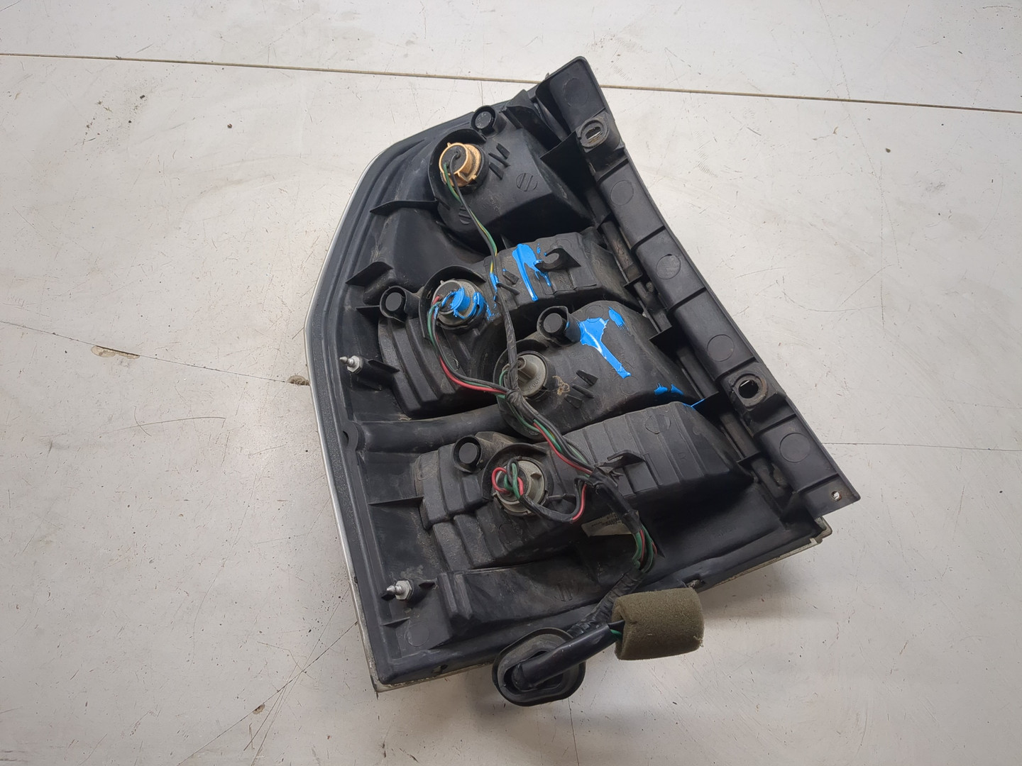 Фонарь задний правый