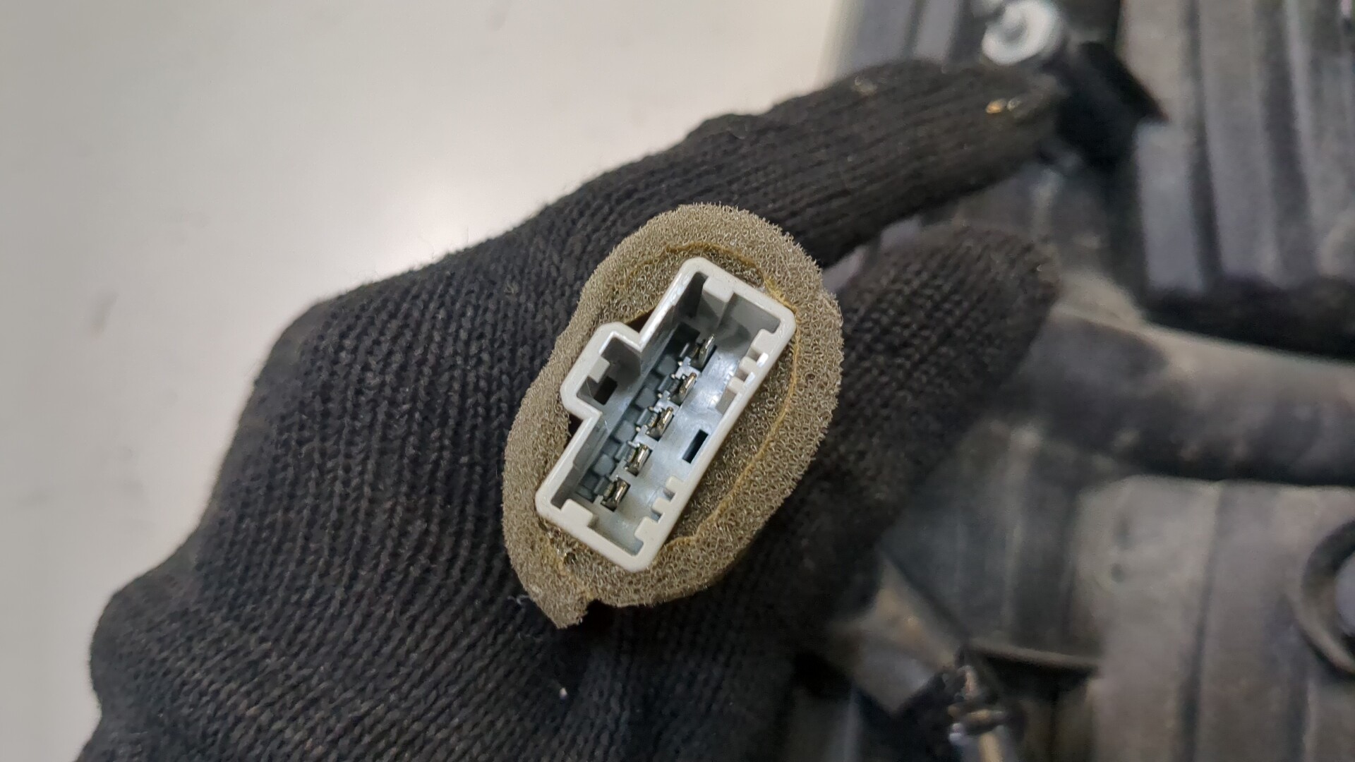 Фонарь задний правый