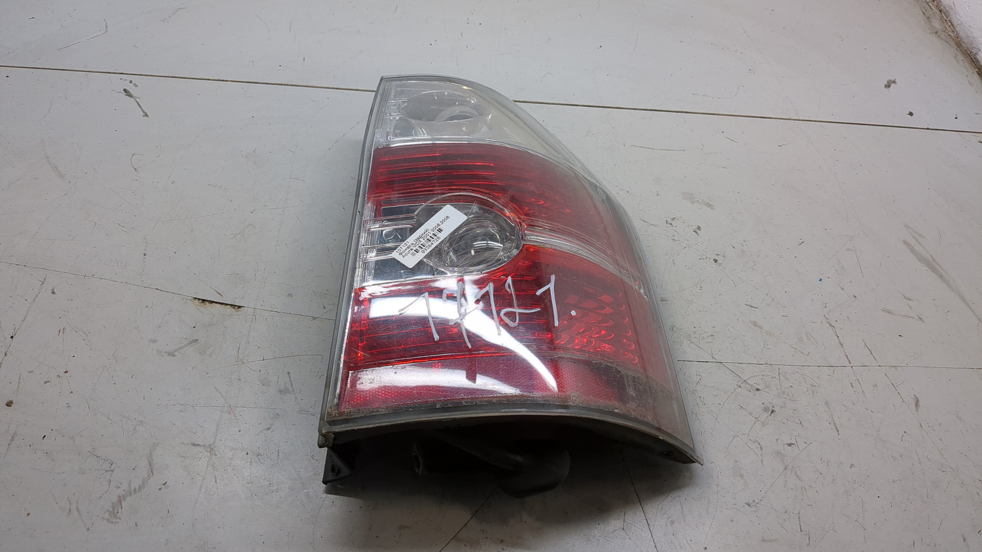 Фонарь задний правый