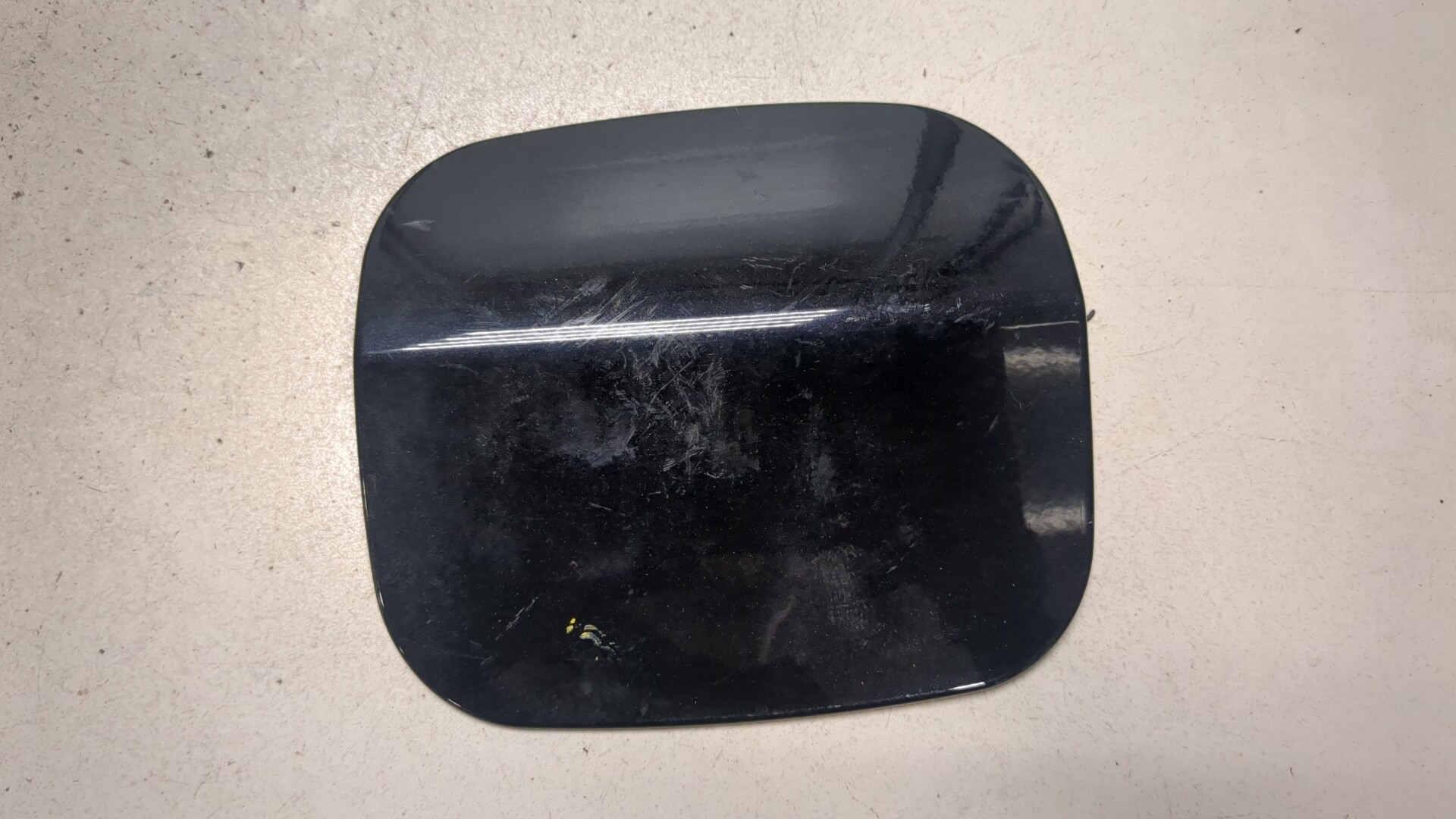 Лючок бензобака