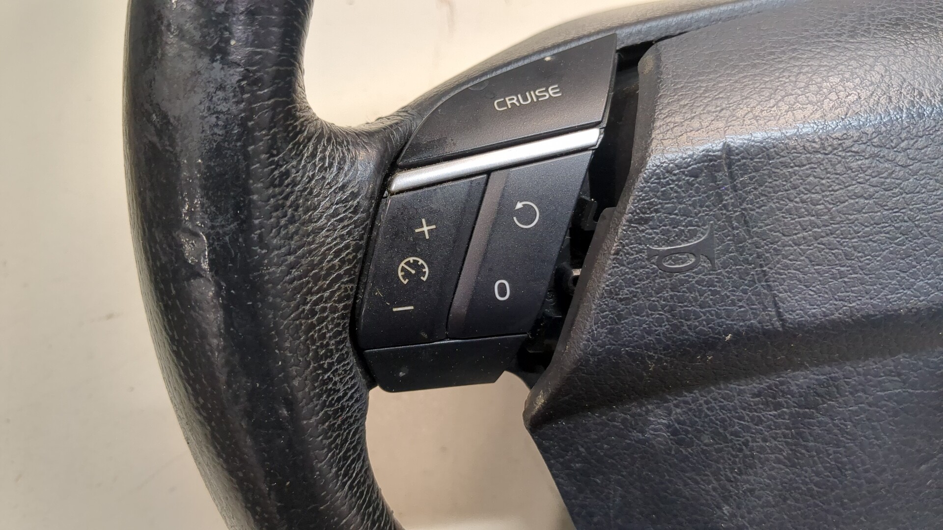 Рулевое колесо (руль)