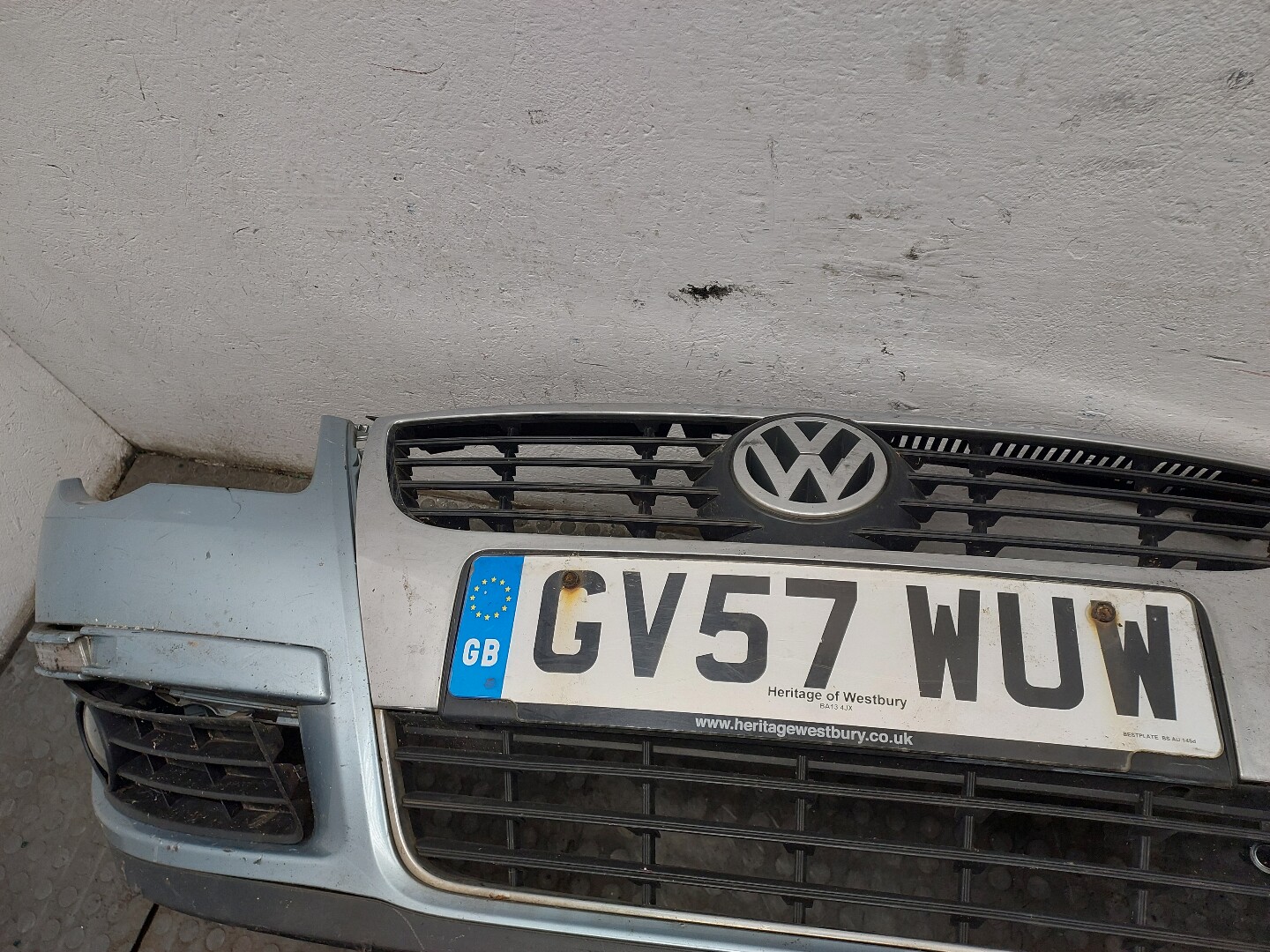 Бампер передний