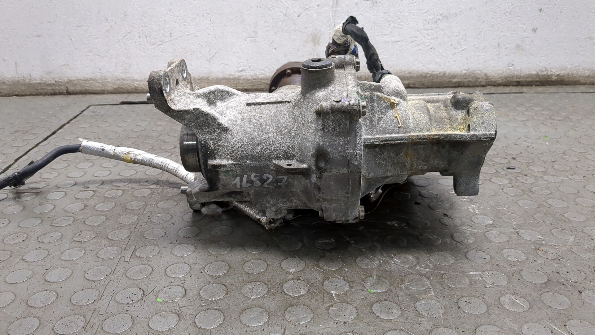 Коробка раздаточная