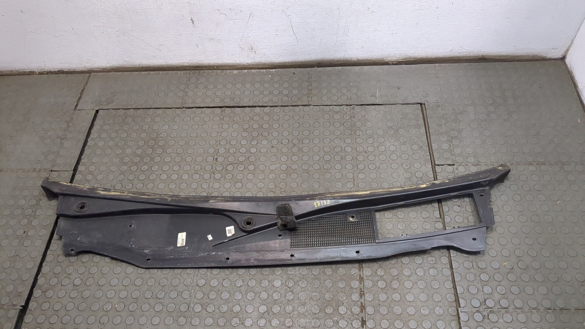 Решетка стеклоочистителей (Жабо)