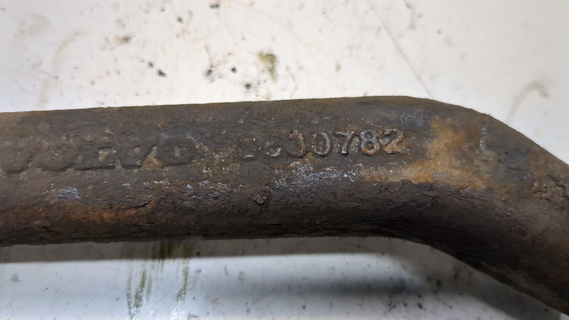 Рычаг задний левый