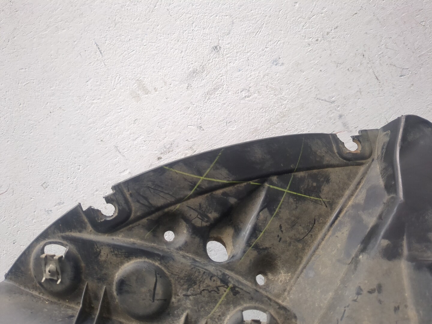 Локер передний левый