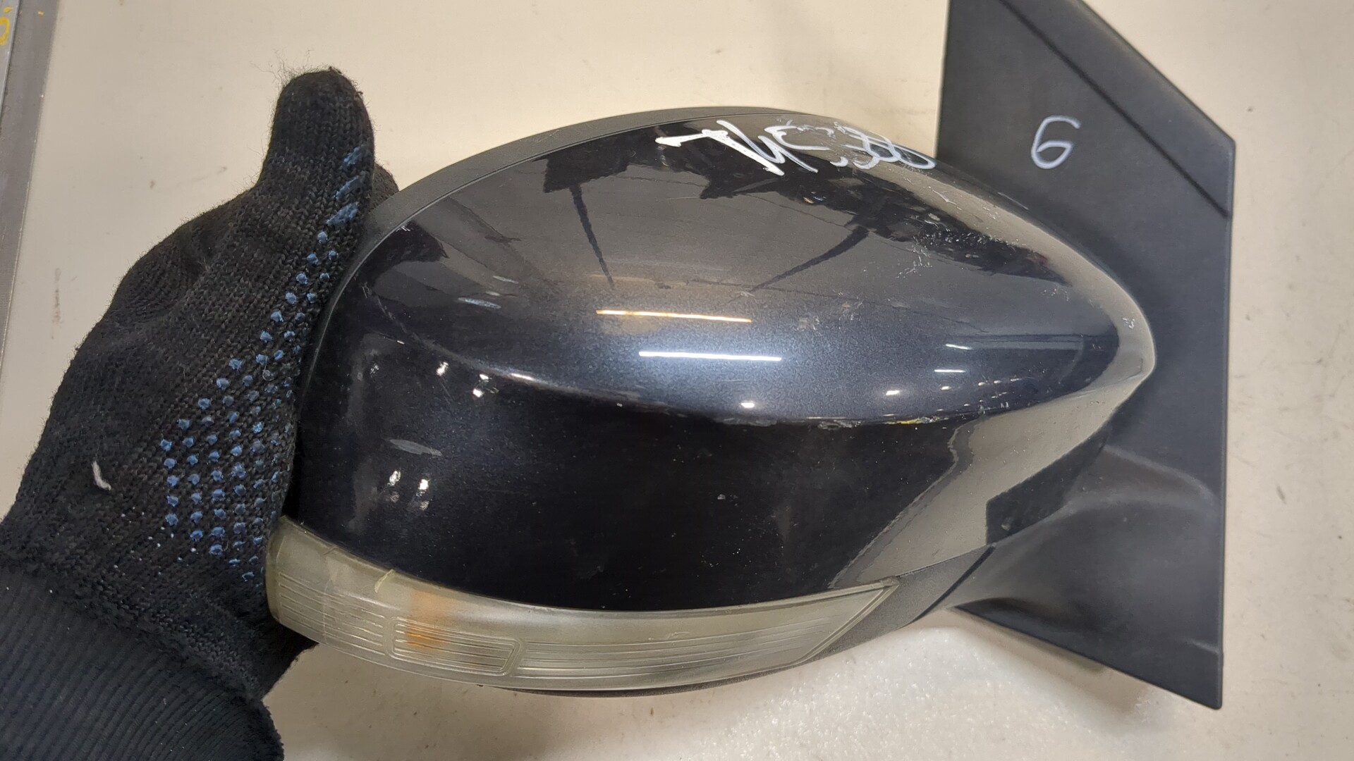 Зеркало правое электрическое